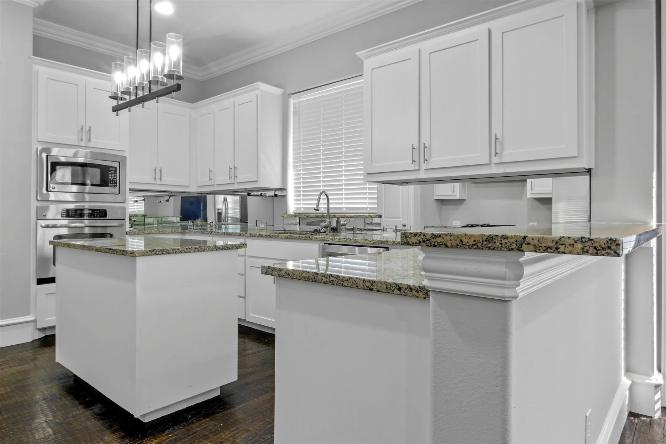 Townhouse For Rent in Dallas County , 857 N Glasgow Drive B, Dallas, Texas 75214, 2 Bedroom, 3 Bathroom, 2 Garage spaces, 2,322 Sqft, built in 2008, mls#21378330, Real Estate Agent in Dallas, Homes For Rent in Dallas county, Homes For Rent in Dallas, Realtor in Dallas Texas, Real Estate Brokerage Independent Realty Texas, Luminita Cordes Realtor