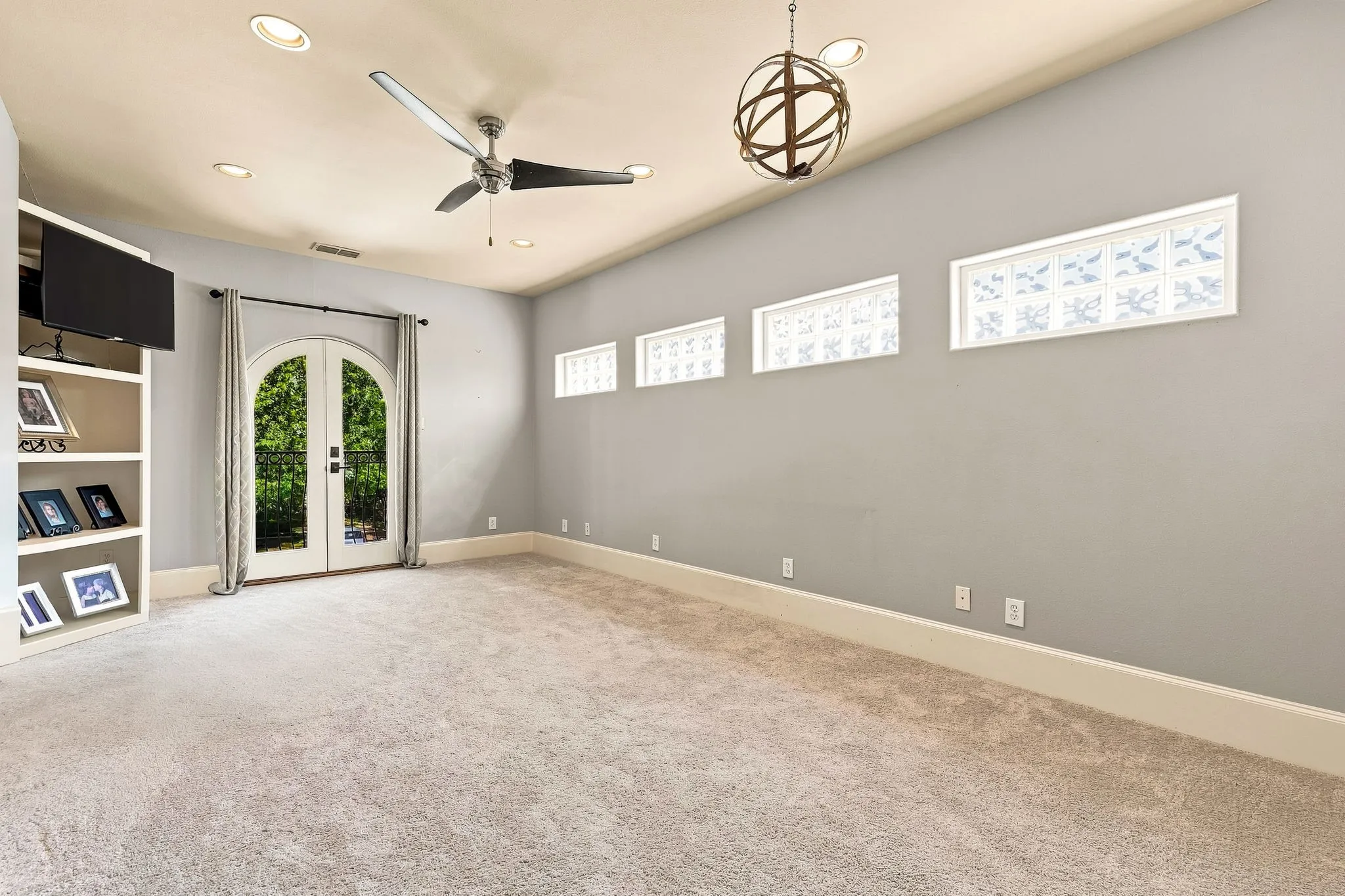 Single Family Residence For Sale in Collin County , 5504 Berks Court, Plano, Texas 75093, 5 Bedroom, 5 Bathroom, 2 Garage spaces, 6,200 Sqft, built in 1999, mls#21371349, Real Estate Agent in Plano, Homes For Sale in Collin county, Homes For Sale in Plano, Realtor in Plano Texas, Real Estate Brokerage Independent Realty Texas, Luminita Cordes Realtor