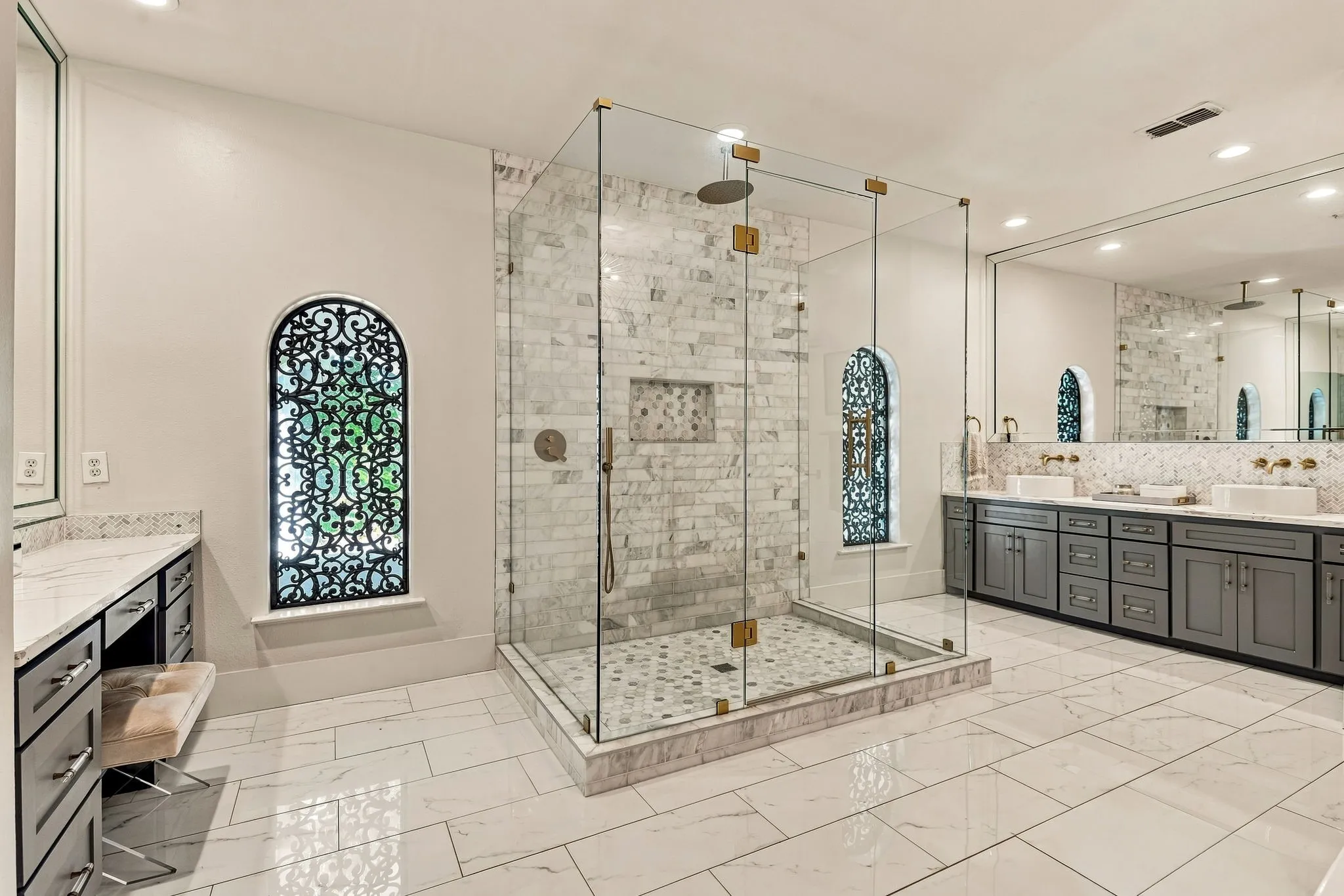 Single Family Residence For Sale in Collin County , 5504 Berks Court, Plano, Texas 75093, 5 Bedroom, 5 Bathroom, 2 Garage spaces, 6,200 Sqft, built in 1999, mls#21371349, Real Estate Agent in Plano, Homes For Sale in Collin county, Homes For Sale in Plano, Realtor in Plano Texas, Real Estate Brokerage Independent Realty Texas, Luminita Cordes Realtor