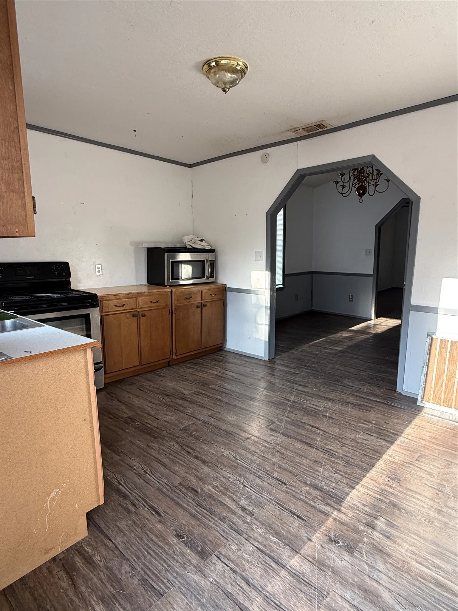 Single Family Residence For Sale in Coleman County , 1115 S Concho Street, Coleman, Texas 76834, 3 Bedroom, 2 Bathroom, 1 Garage spaces, 1,156 Sqft, built in 0, mls#21378335, Real Estate Agent in Coleman, Homes For Sale in Coleman county, Homes For Sale in Coleman, Realtor in Coleman Texas, Real Estate Brokerage Independent Realty Texas, Luminita Cordes Realtor