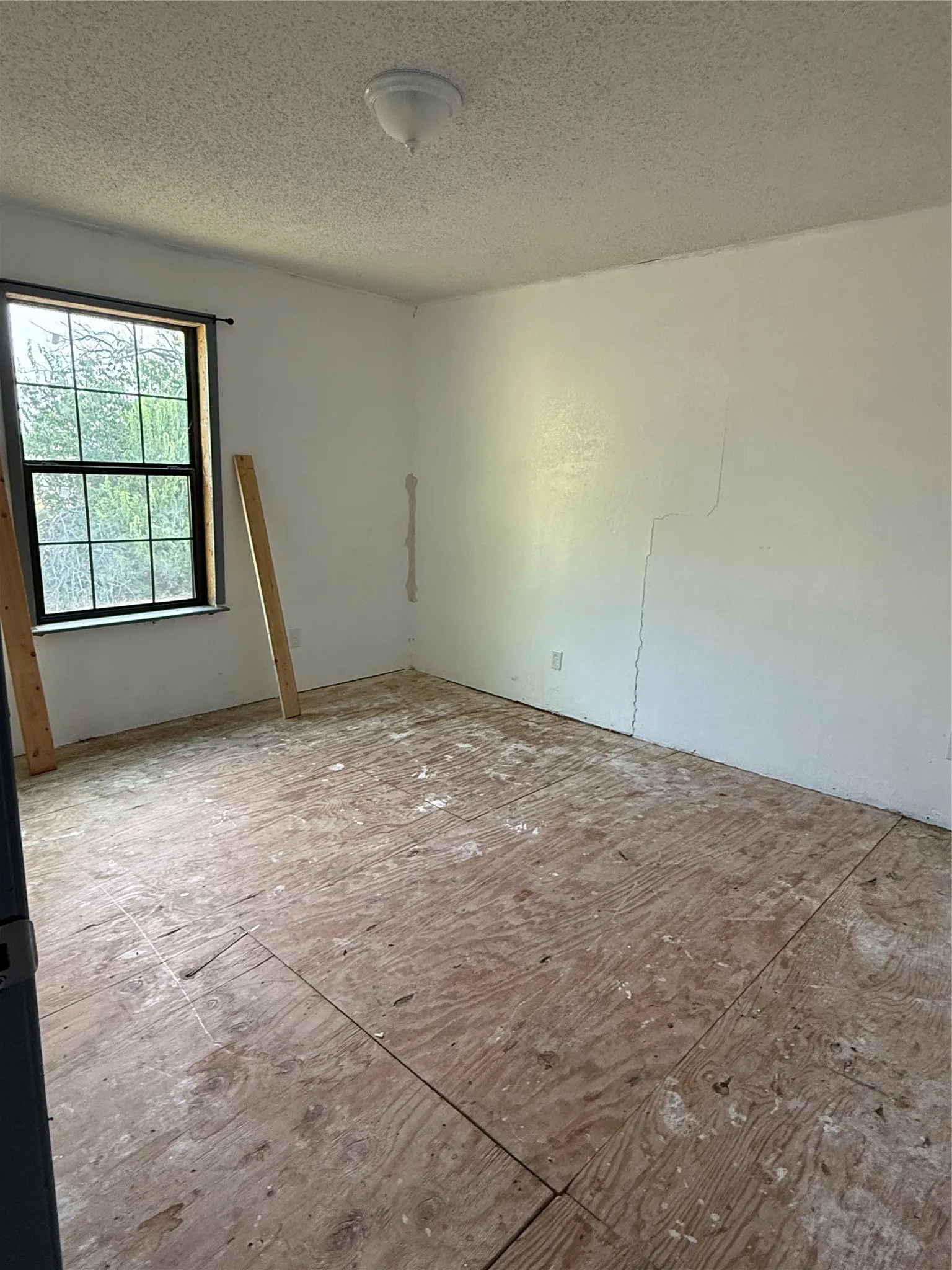 Single Family Residence For Sale in Coleman County , 1115 S Concho Street, Coleman, Texas 76834, 3 Bedroom, 2 Bathroom, 1 Garage spaces, 1,156 Sqft, built in 0, mls#21378335, Real Estate Agent in Coleman, Homes For Sale in Coleman county, Homes For Sale in Coleman, Realtor in Coleman Texas, Real Estate Brokerage Independent Realty Texas, Luminita Cordes Realtor