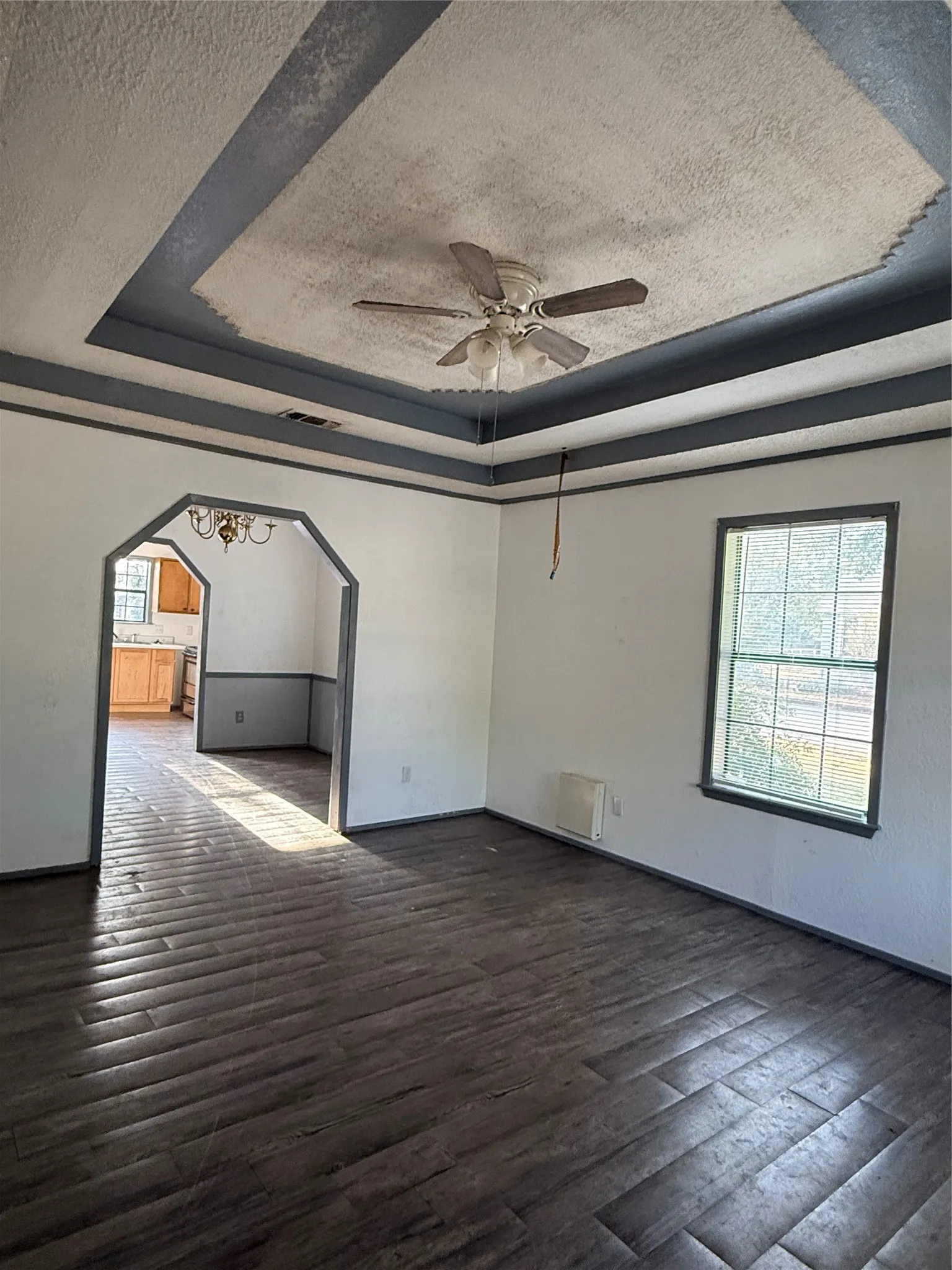 Single Family Residence For Sale in Coleman County , 1115 S Concho Street, Coleman, Texas 76834, 3 Bedroom, 2 Bathroom, 1 Garage spaces, 1,156 Sqft, built in 0, mls#21378335, Real Estate Agent in Coleman, Homes For Sale in Coleman county, Homes For Sale in Coleman, Realtor in Coleman Texas, Real Estate Brokerage Independent Realty Texas, Luminita Cordes Realtor