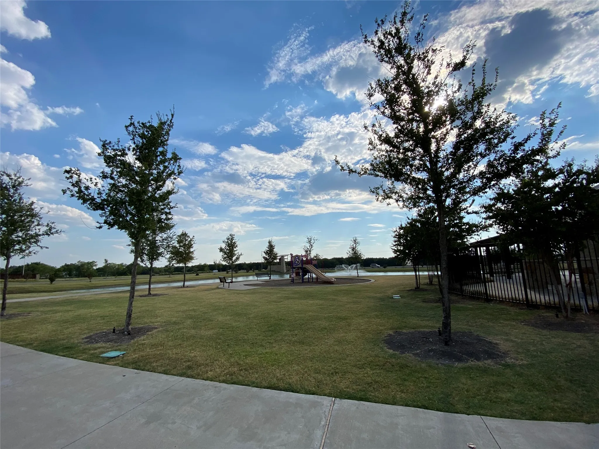 Single Family Residence For Rent in Collin County , 408 Wrangler Drive, Josephine, Texas 75189, 4 Bedroom, 2 Bathroom, 2 Garage spaces, 1,870 Sqft, built in 2021, mls#21373223, Real Estate Agent in Josephine, Homes For Rent in Collin county, Homes For Rent in Josephine, Realtor in Josephine Texas, Real Estate Brokerage Independent Realty Texas, Luminita Cordes Realtor