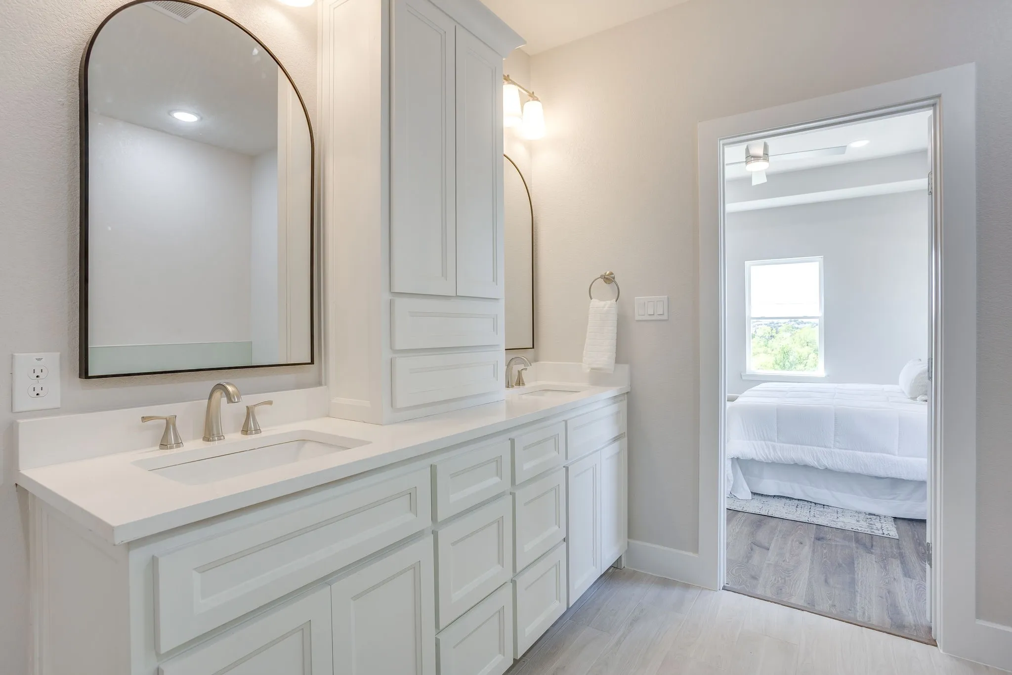Single Family Residence For Sale in Tarrant County , 1024 Lake View Ridge, Fort Worth, Texas 76108, 4 Bedroom, 3 Bathroom, 2 Garage spaces, 1,874 Sqft, built in 2026, mls#21378348, Real Estate Agent in Fort Worth, Homes For Sale in Tarrant county, Homes For Sale in Fort Worth, Realtor in Fort Worth Texas, Real Estate Brokerage Independent Realty Texas, Luminita Cordes Realtor