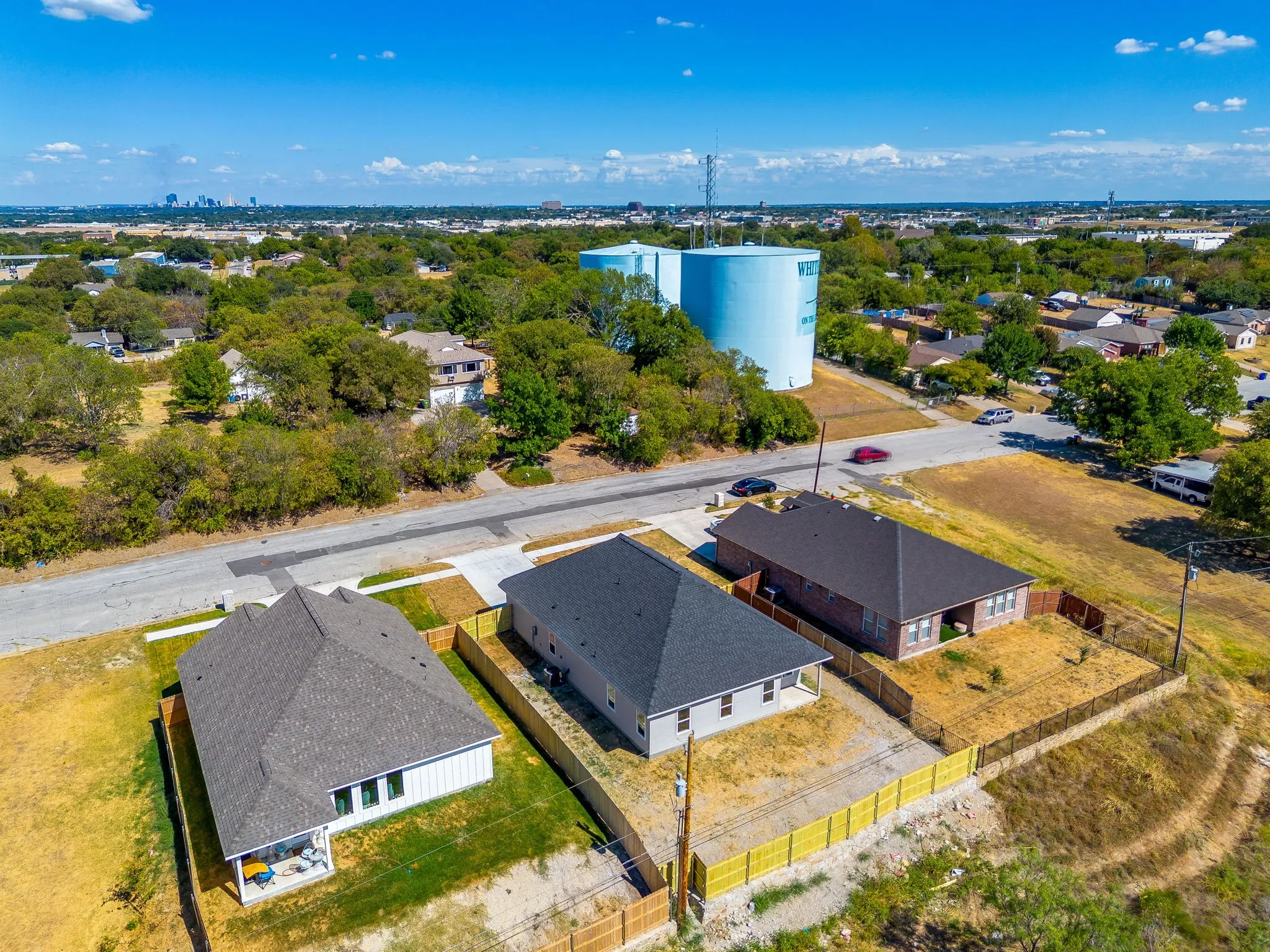 Single Family Residence For Sale in Tarrant County , 1024 Lake View Ridge, Fort Worth, Texas 76108, 4 Bedroom, 3 Bathroom, 2 Garage spaces, 1,874 Sqft, built in 2026, mls#21378348, Real Estate Agent in Fort Worth, Homes For Sale in Tarrant county, Homes For Sale in Fort Worth, Realtor in Fort Worth Texas, Real Estate Brokerage Independent Realty Texas, Luminita Cordes Realtor