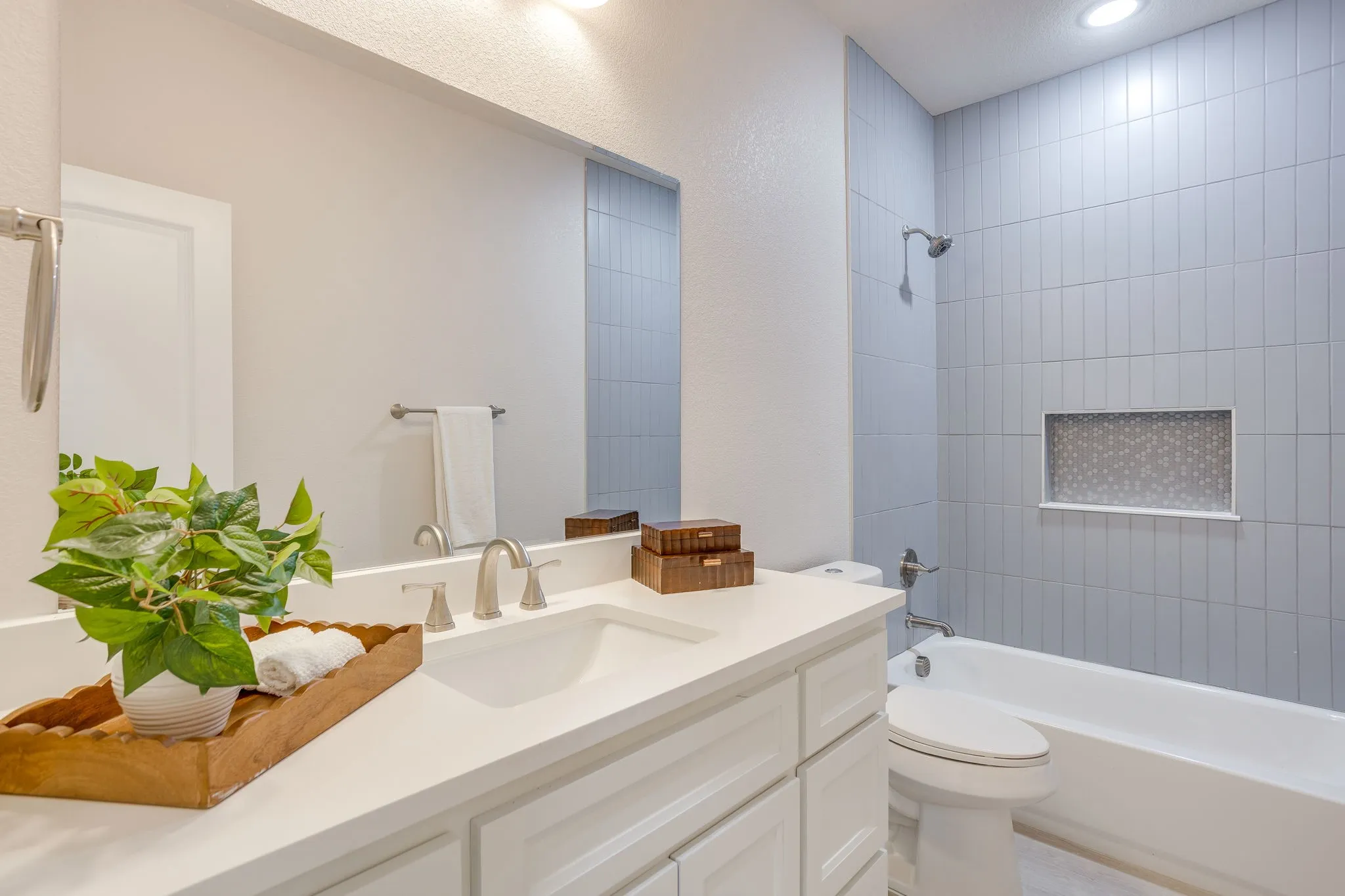 Secondary Bathroom