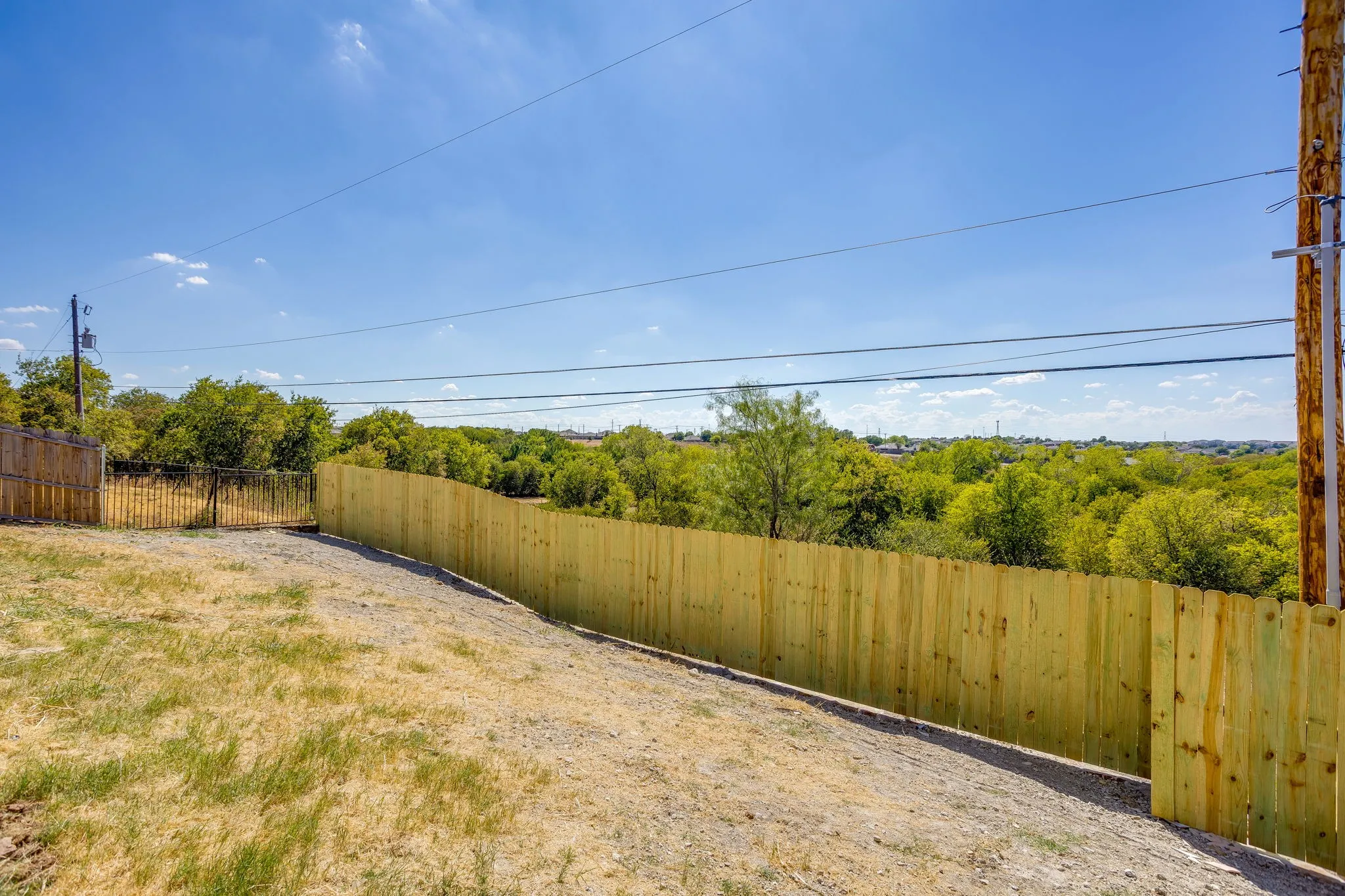 Single Family Residence For Sale in Tarrant County , 1024 Lake View Ridge, Fort Worth, Texas 76108, 4 Bedroom, 3 Bathroom, 2 Garage spaces, 1,874 Sqft, built in 2026, mls#21378348, Real Estate Agent in Fort Worth, Homes For Sale in Tarrant county, Homes For Sale in Fort Worth, Realtor in Fort Worth Texas, Real Estate Brokerage Independent Realty Texas, Luminita Cordes Realtor