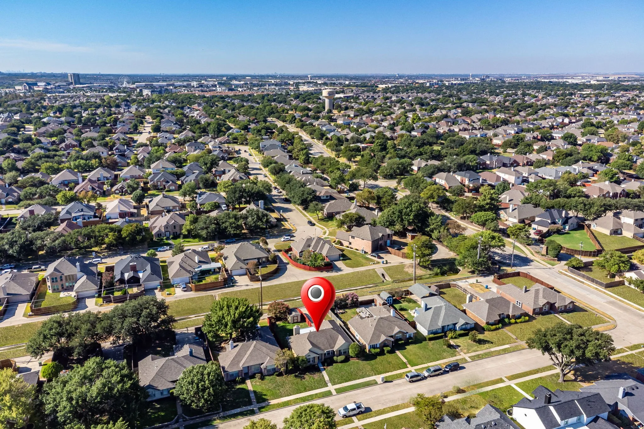 Single Family Residence For Sale in Denton County , 5816 Baker Drive, The Colony, Texas 75056, 3 Bedroom, 2 Bathroom, Garage spaces, 1,818 Sqft, built in 1988, mls#21375497, Real Estate Agent in The Colony, Homes For Sale in Denton county, Homes For Sale in The Colony, Realtor in The Colony Texas, Real Estate Brokerage Independent Realty Texas, Luminita Cordes Realtor