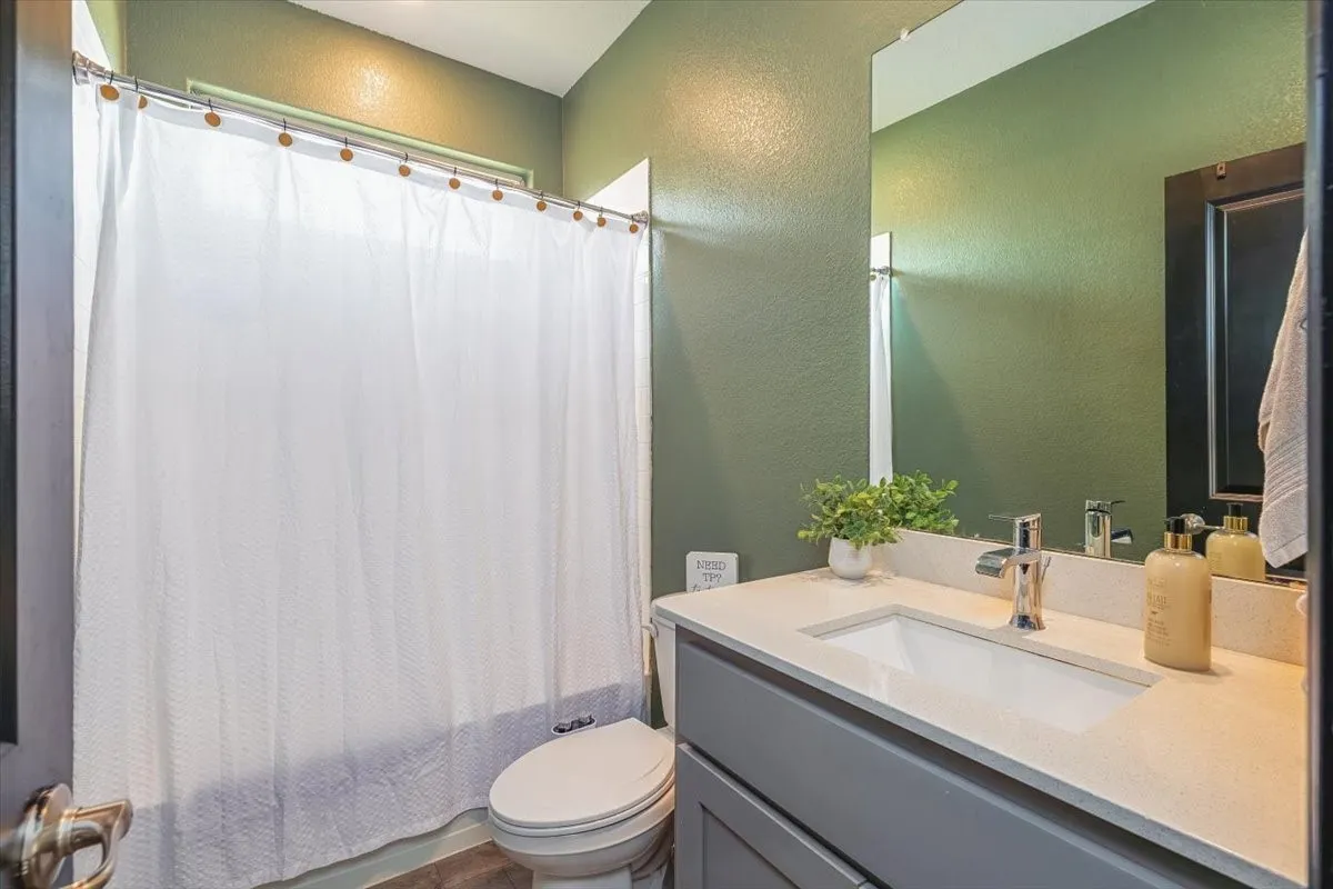 Single Family Residence For Sale in Tarrant County , 1904 Gill Star Drive, Haslet, Texas 76052, 4 Bedroom, 2 Bathroom, 2 Garage spaces, 2,107 Sqft, built in 2021, mls#21378276, Real Estate Agent in Haslet, Homes For Sale in Tarrant county, Homes For Sale in Haslet, Realtor in Haslet Texas, Real Estate Brokerage Independent Realty Texas, Luminita Cordes Realtor