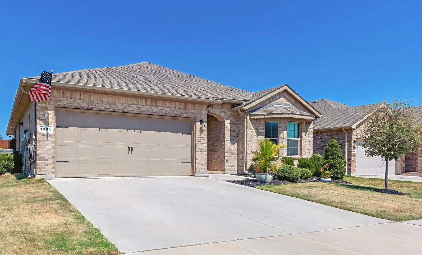 Single Family Residence For Sale in Tarrant County , 1904 Gill Star Drive, Haslet, Texas 76052, 4 Bedroom, 2 Bathroom, 2 Garage spaces, 2,107 Sqft, built in 2021, mls#21378276, Real Estate Agent in Haslet, Homes For Sale in Tarrant county, Homes For Sale in Haslet, Realtor in Haslet Texas, Real Estate Brokerage Independent Realty Texas, Luminita Cordes Realtor