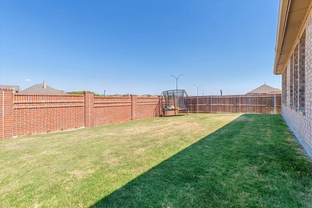 Single Family Residence For Sale in Tarrant County , 1904 Gill Star Drive, Haslet, Texas 76052, 4 Bedroom, 2 Bathroom, 2 Garage spaces, 2,107 Sqft, built in 2021, mls#21378276, Real Estate Agent in Haslet, Homes For Sale in Tarrant county, Homes For Sale in Haslet, Realtor in Haslet Texas, Real Estate Brokerage Independent Realty Texas, Luminita Cordes Realtor