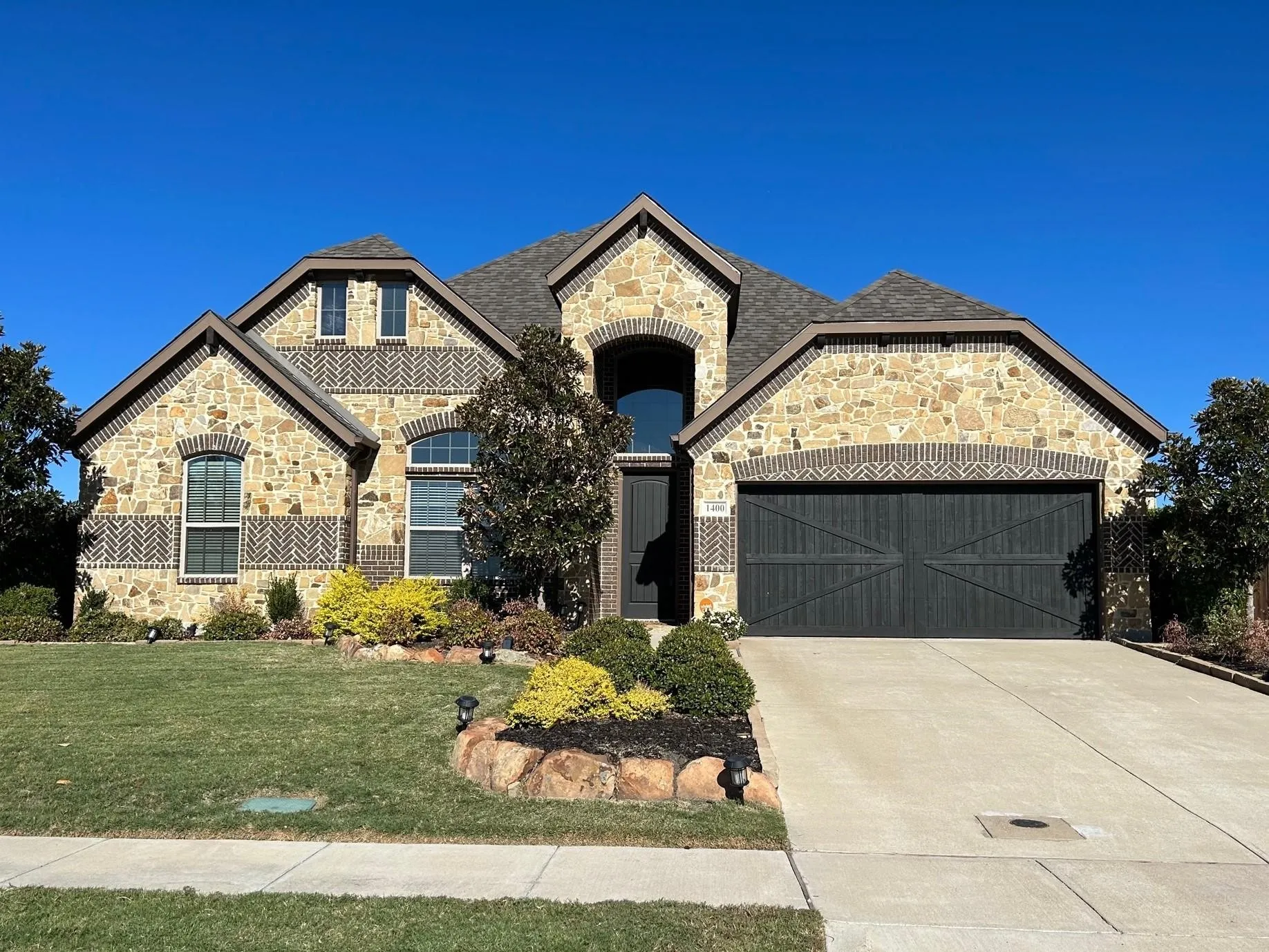 Single Family Residence For Rent in Rockwall County , 1400 Via Toscana Lane, Mclendon Chisholm, Texas 75032, 4 Bedroom, 2 Bathroom, 2 Garage spaces, 2,757 Sqft, built in 2018, mls#21358613, Real Estate Agent in Mclendon Chisholm, Homes For Rent in Rockwall county, Homes For Rent in Mclendon Chisholm, Realtor in Mclendon Chisholm Texas, Real Estate Brokerage Independent Realty Texas, Luminita Cordes Realtor