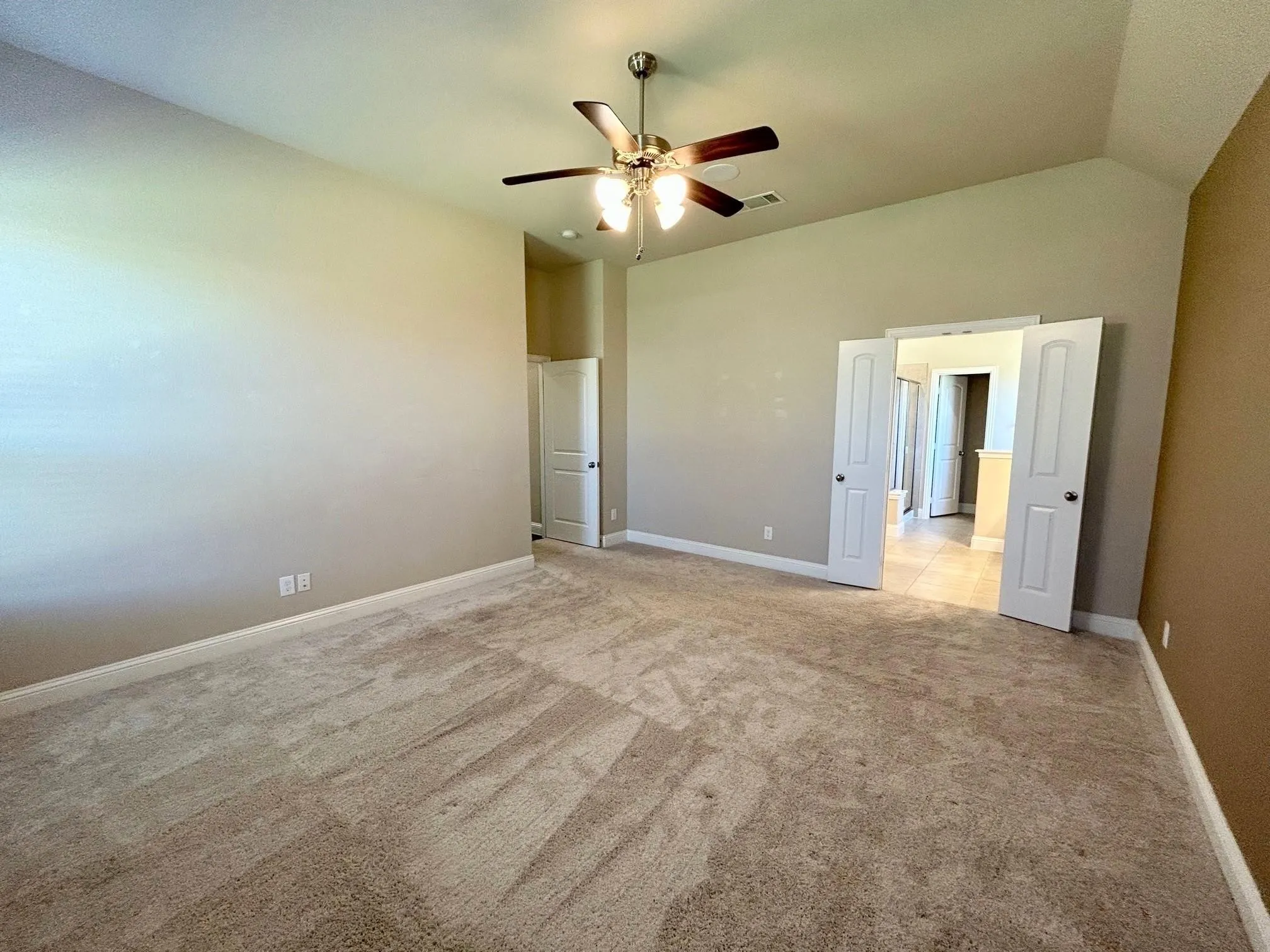 Single Family Residence For Rent in Rockwall County , 1400 Via Toscana Lane, Mclendon Chisholm, Texas 75032, 4 Bedroom, 2 Bathroom, 2 Garage spaces, 2,757 Sqft, built in 2018, mls#21358613, Real Estate Agent in Mclendon Chisholm, Homes For Rent in Rockwall county, Homes For Rent in Mclendon Chisholm, Realtor in Mclendon Chisholm Texas, Real Estate Brokerage Independent Realty Texas, Luminita Cordes Realtor