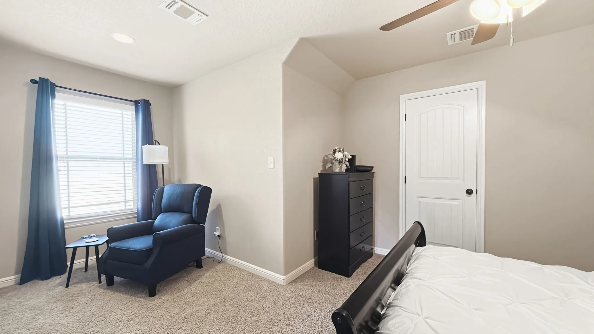 Single Family Residence For Sale in Hood County , 1306 Lauren Lane, Granbury, Texas 76048, 3 Bedroom, 2 Bathroom, 2 Garage spaces, 1,511 Sqft, built in 2014, mls#21378356, Real Estate Agent in Granbury, Homes For Sale in Hood county, Homes For Sale in Granbury, Realtor in Granbury Texas, Real Estate Brokerage Independent Realty Texas, Luminita Cordes Realtor