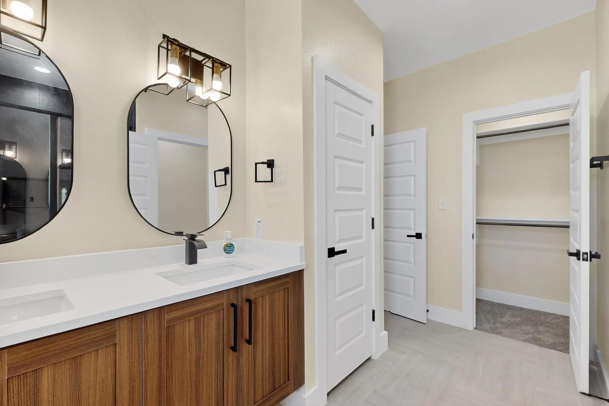 Townhouse For Rent in Dallas County , 3425 Sanjeev Drive, Irving, Texas 75060, 3 Bedroom, 3 Bathroom, 1 Garage spaces, 2,206 Sqft, built in 2024, mls#21378364, Real Estate Agent in Irving, Homes For Rent in Dallas county, Homes For Rent in Irving, Realtor in Irving Texas, Real Estate Brokerage Independent Realty Texas, Luminita Cordes Realtor
