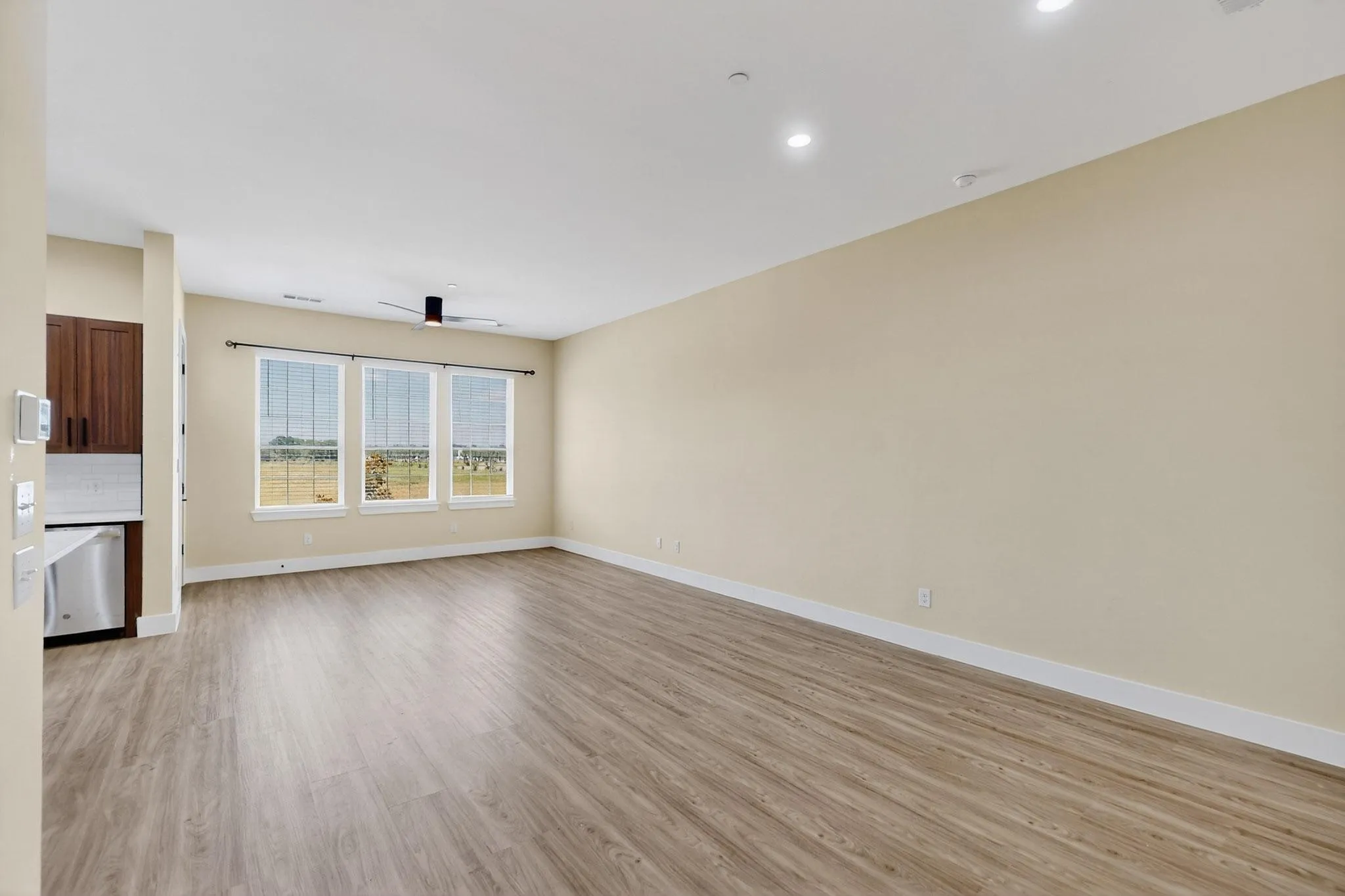 Townhouse For Rent in Dallas County , 3425 Sanjeev Drive, Irving, Texas 75060, 3 Bedroom, 3 Bathroom, 1 Garage spaces, 2,206 Sqft, built in 2024, mls#21378364, Real Estate Agent in Irving, Homes For Rent in Dallas county, Homes For Rent in Irving, Realtor in Irving Texas, Real Estate Brokerage Independent Realty Texas, Luminita Cordes Realtor