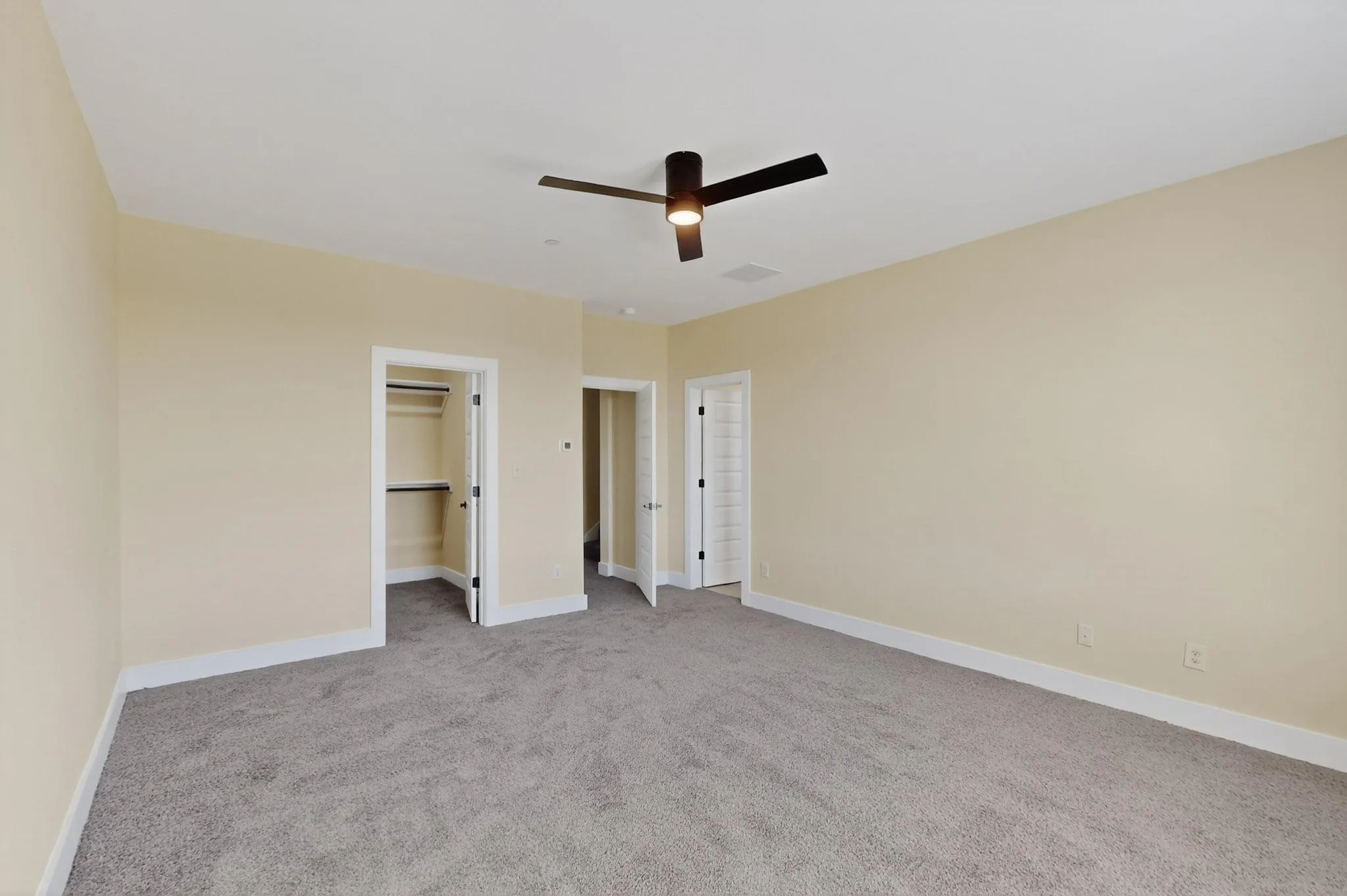 Townhouse For Rent in Dallas County , 3425 Sanjeev Drive, Irving, Texas 75060, 3 Bedroom, 3 Bathroom, 1 Garage spaces, 2,206 Sqft, built in 2024, mls#21378364, Real Estate Agent in Irving, Homes For Rent in Dallas county, Homes For Rent in Irving, Realtor in Irving Texas, Real Estate Brokerage Independent Realty Texas, Luminita Cordes Realtor