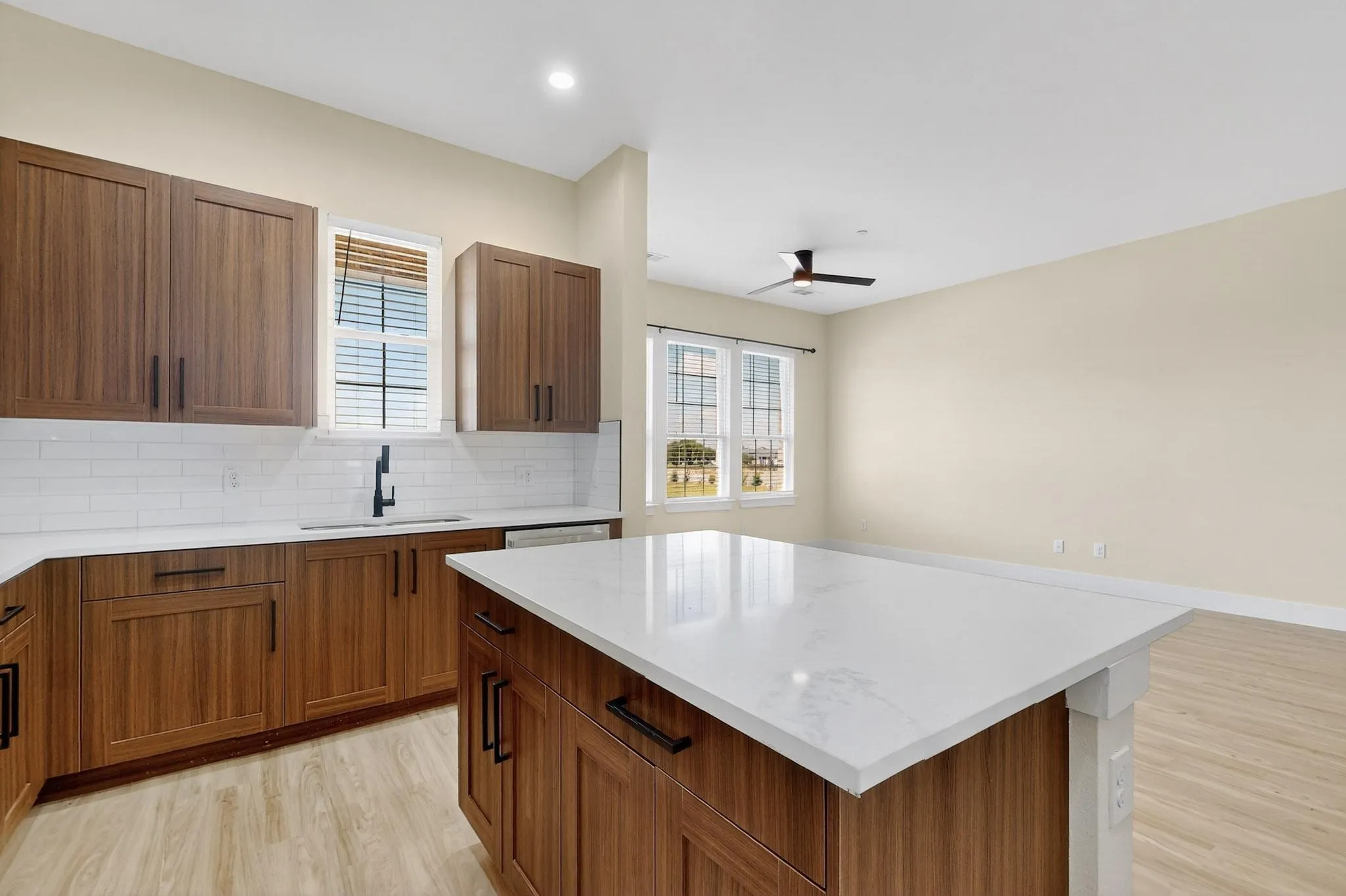 Townhouse For Rent in Dallas County , 3425 Sanjeev Drive, Irving, Texas 75060, 3 Bedroom, 3 Bathroom, 1 Garage spaces, 2,206 Sqft, built in 2024, mls#21378364, Real Estate Agent in Irving, Homes For Rent in Dallas county, Homes For Rent in Irving, Realtor in Irving Texas, Real Estate Brokerage Independent Realty Texas, Luminita Cordes Realtor