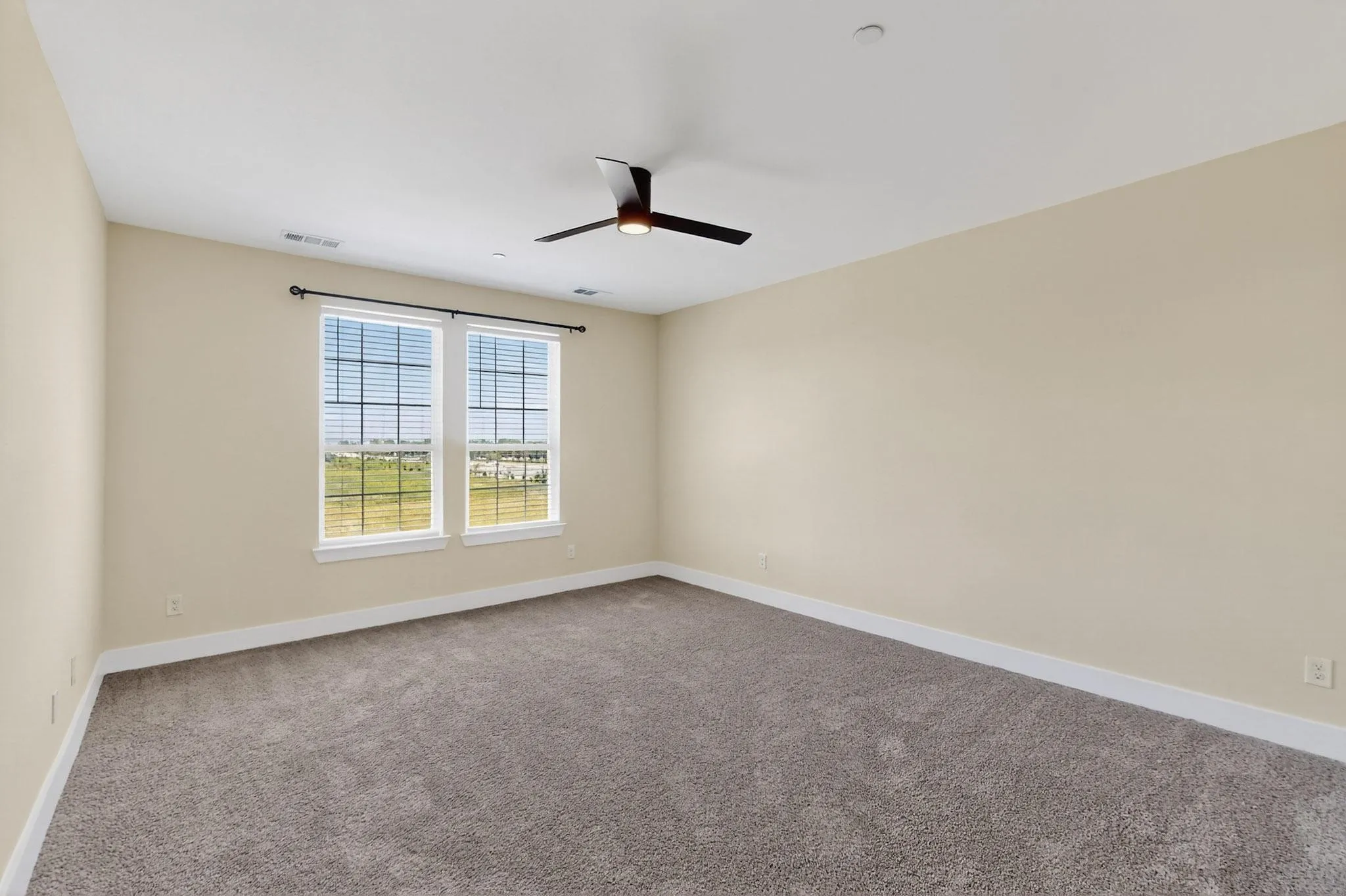 Townhouse For Rent in Dallas County , 3425 Sanjeev Drive, Irving, Texas 75060, 3 Bedroom, 3 Bathroom, 1 Garage spaces, 2,206 Sqft, built in 2024, mls#21378364, Real Estate Agent in Irving, Homes For Rent in Dallas county, Homes For Rent in Irving, Realtor in Irving Texas, Real Estate Brokerage Independent Realty Texas, Luminita Cordes Realtor
