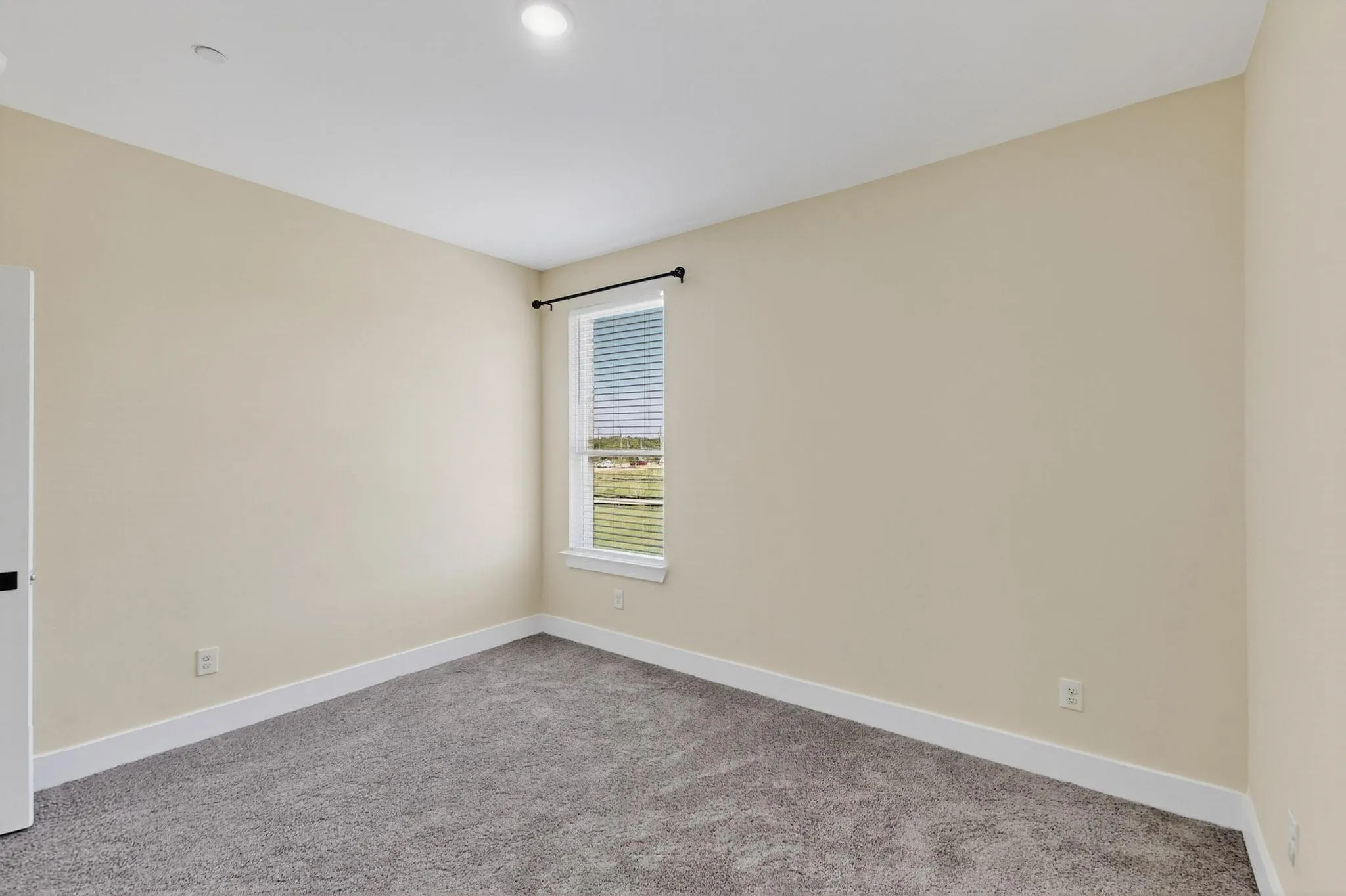Townhouse For Rent in Dallas County , 3425 Sanjeev Drive, Irving, Texas 75060, 3 Bedroom, 3 Bathroom, 1 Garage spaces, 2,206 Sqft, built in 2024, mls#21378364, Real Estate Agent in Irving, Homes For Rent in Dallas county, Homes For Rent in Irving, Realtor in Irving Texas, Real Estate Brokerage Independent Realty Texas, Luminita Cordes Realtor