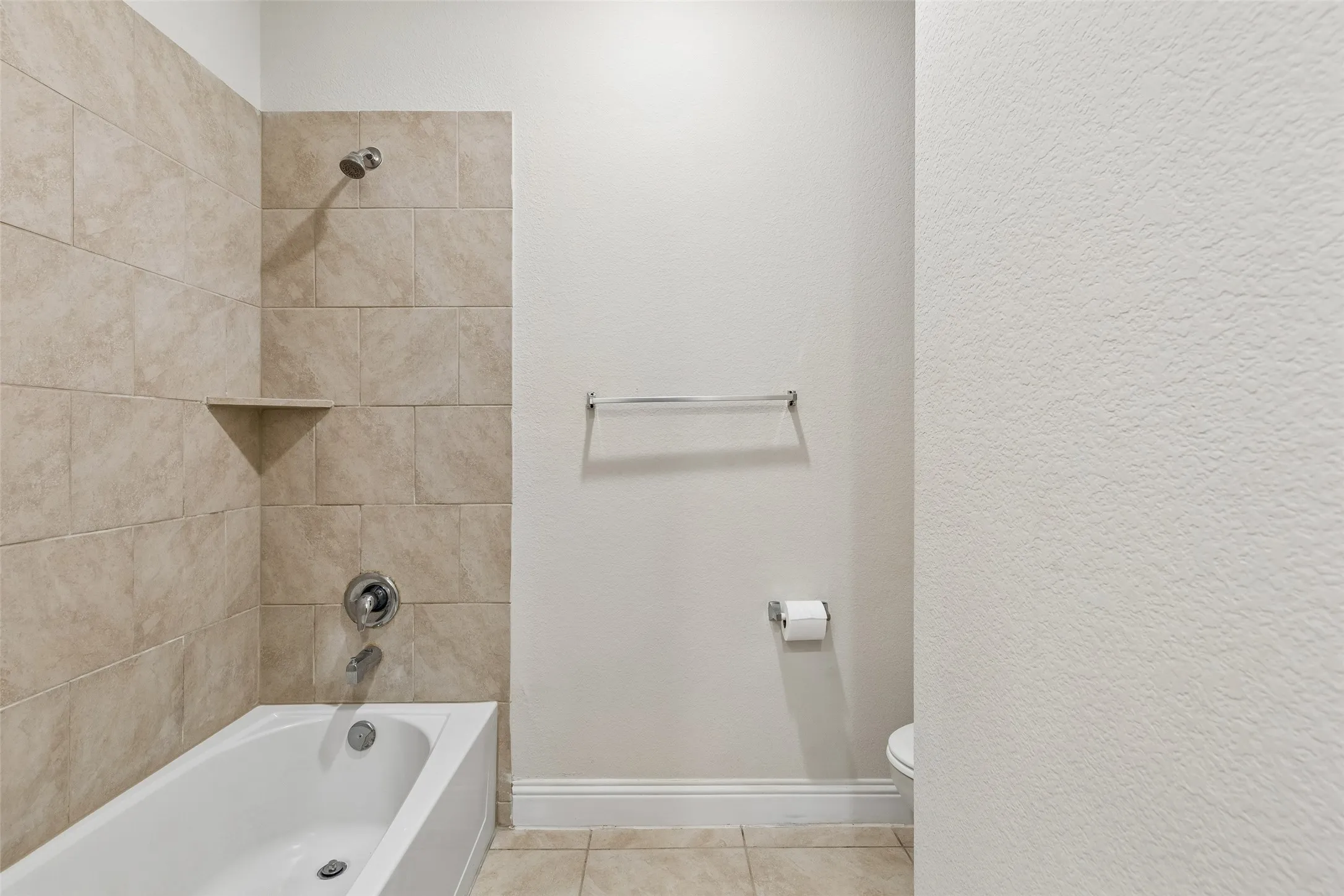 Single Family Residence For Rent in Collin County , 3808 Kendall Road, Melissa, Texas 75454, 5 Bedroom, 2 Bathroom, 2 Garage spaces, 2,163 Sqft, built in 2018, mls#21376280, Real Estate Agent in Melissa, Homes For Rent in Collin county, Homes For Rent in Melissa, Realtor in Melissa Texas, Real Estate Brokerage Independent Realty Texas, Luminita Cordes Realtor