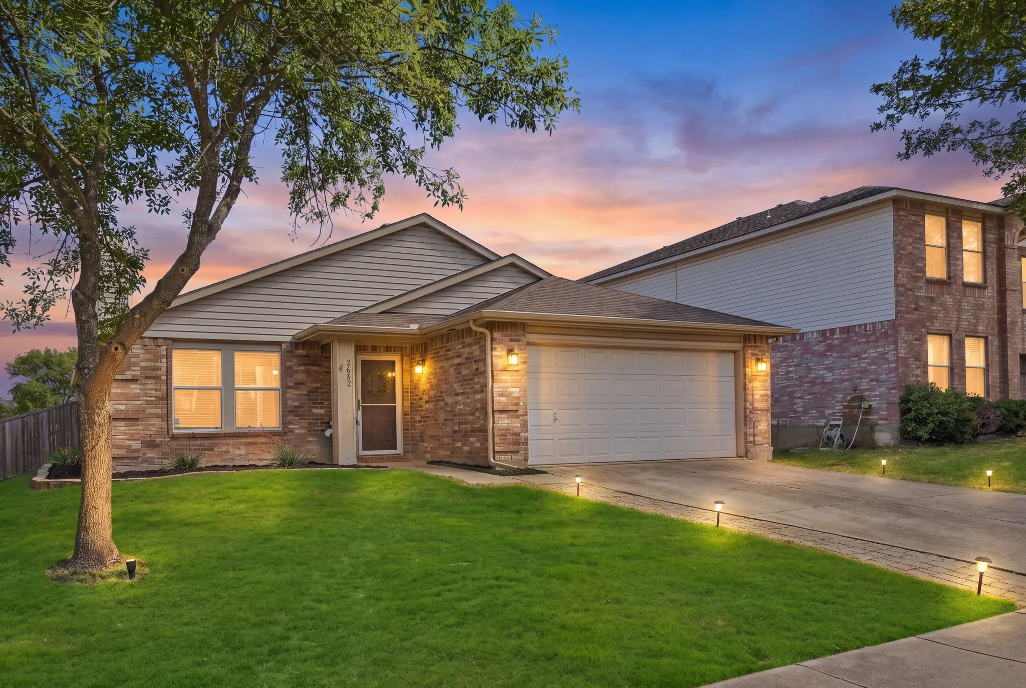 Single Family Residence For Sale in Collin County , 2632 Lake Meadow Drive, Mc Kinney, Texas 75071, 3 Bedroom, 2 Bathroom, 2 Garage spaces, 1,868 Sqft, built in 2002, mls#21375621, Real Estate Agent in Mc Kinney, Homes For Sale in Collin county, Homes For Sale in Mc Kinney, Realtor in Mc Kinney Texas, Real Estate Brokerage Independent Realty Texas, Luminita Cordes Realtor