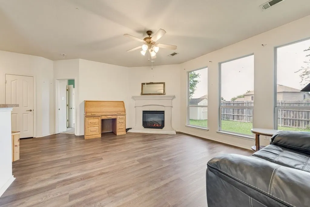 Large Living Room with Fireplace