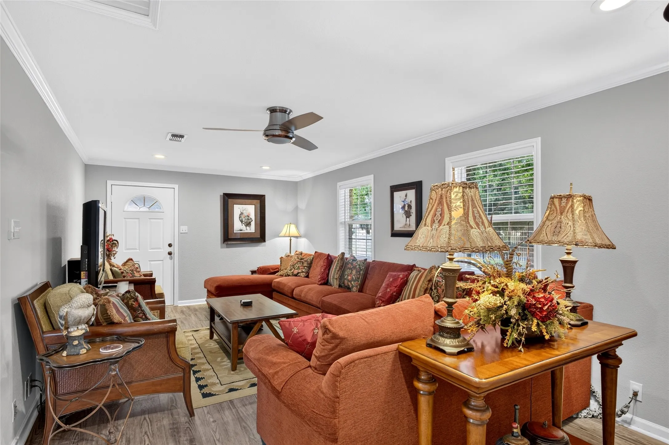 Guest House living area