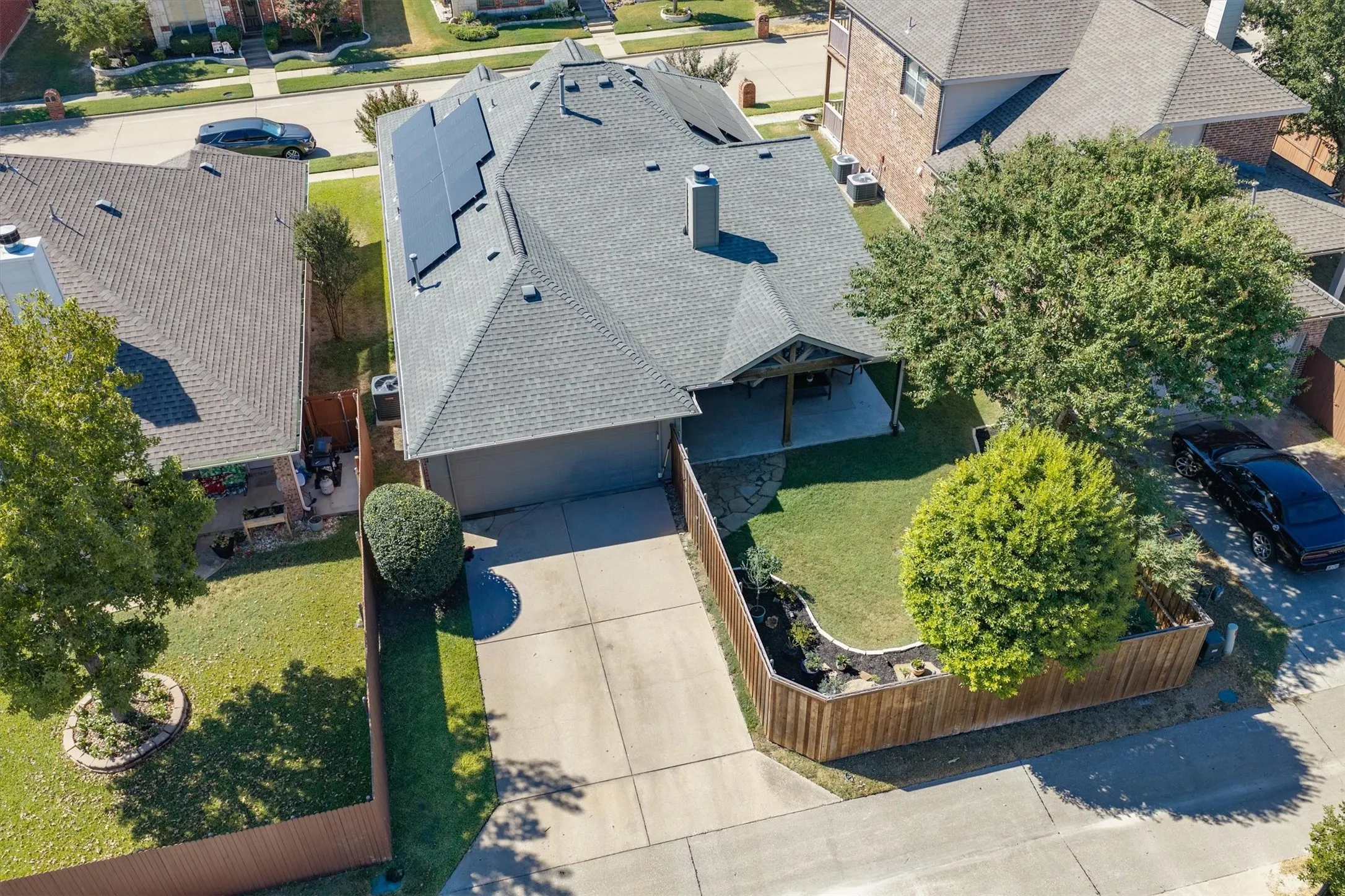 Single Family Residence For Sale in Collin County , 5924 Saddle Club Trail, Mc Kinney, Texas 75070, 3 Bedroom, 2 Bathroom, 2 Garage spaces, 1,873 Sqft, built in 2006, mls#21371189, Real Estate Agent in Mc Kinney, Homes For Sale in Collin county, Homes For Sale in Mc Kinney, Realtor in Mc Kinney Texas, Real Estate Brokerage Independent Realty Texas, Luminita Cordes Realtor