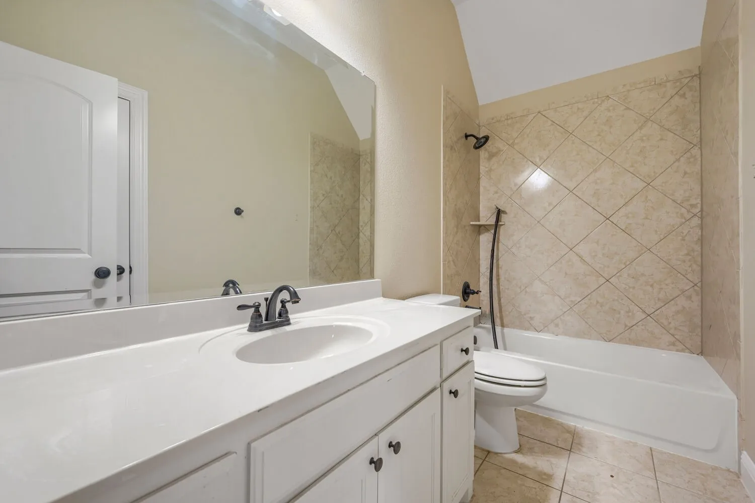 Single Family Residence For Sale in Dallas County , 227 Dominion Drive, Wylie, Texas 75098, 5 Bedroom, 4 Bathroom, 3 Garage spaces, 3,901 Sqft, built in 2016, mls#21376867, Real Estate Agent in Wylie, Homes For Sale in Dallas county, Homes For Sale in Wylie, Realtor in Wylie Texas, Real Estate Brokerage Independent Realty Texas, Luminita Cordes Realtor
