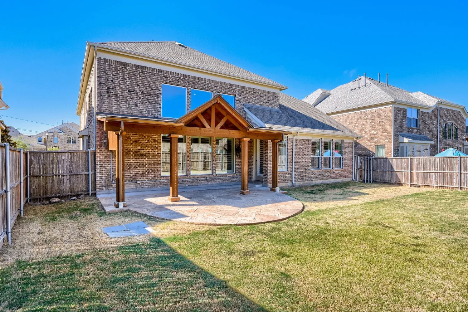 Single Family Residence For Sale in Dallas County , 227 Dominion Drive, Wylie, Texas 75098, 5 Bedroom, 4 Bathroom, 3 Garage spaces, 3,901 Sqft, built in 2016, mls#21376867, Real Estate Agent in Wylie, Homes For Sale in Dallas county, Homes For Sale in Wylie, Realtor in Wylie Texas, Real Estate Brokerage Independent Realty Texas, Luminita Cordes Realtor