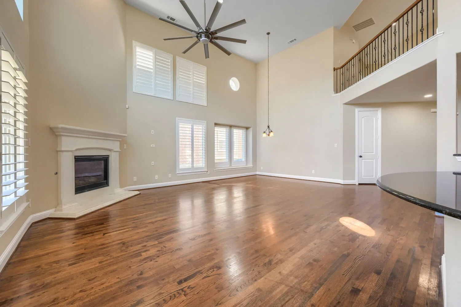 Single Family Residence For Sale in Dallas County , 227 Dominion Drive, Wylie, Texas 75098, 5 Bedroom, 4 Bathroom, 3 Garage spaces, 3,901 Sqft, built in 2016, mls#21376867, Real Estate Agent in Wylie, Homes For Sale in Dallas county, Homes For Sale in Wylie, Realtor in Wylie Texas, Real Estate Brokerage Independent Realty Texas, Luminita Cordes Realtor