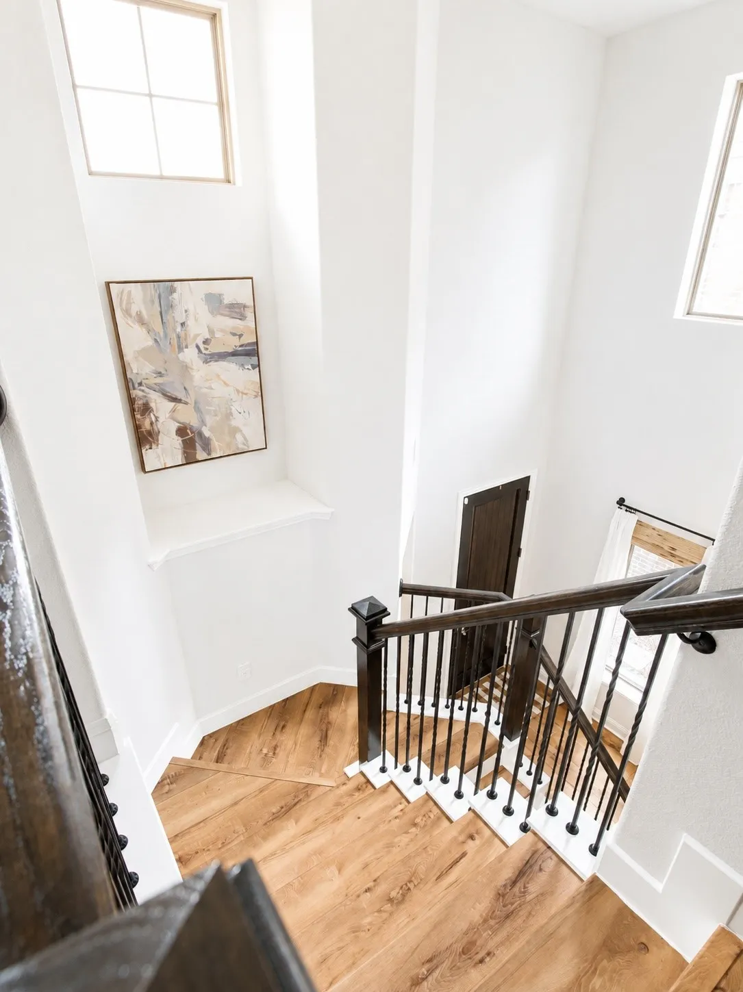 Single Family Residence For Sale in Denton County , 2257 Lexington Way, Carrollton, Texas 75010, 3 Bedroom, 3 Bathroom, 2 Garage spaces, 2,160 Sqft, built in 2020, mls#21375506, Real Estate Agent in Carrollton, Homes For Sale in Denton county, Homes For Sale in Carrollton, Realtor in Carrollton Texas, Real Estate Brokerage Independent Realty Texas, Luminita Cordes Realtor