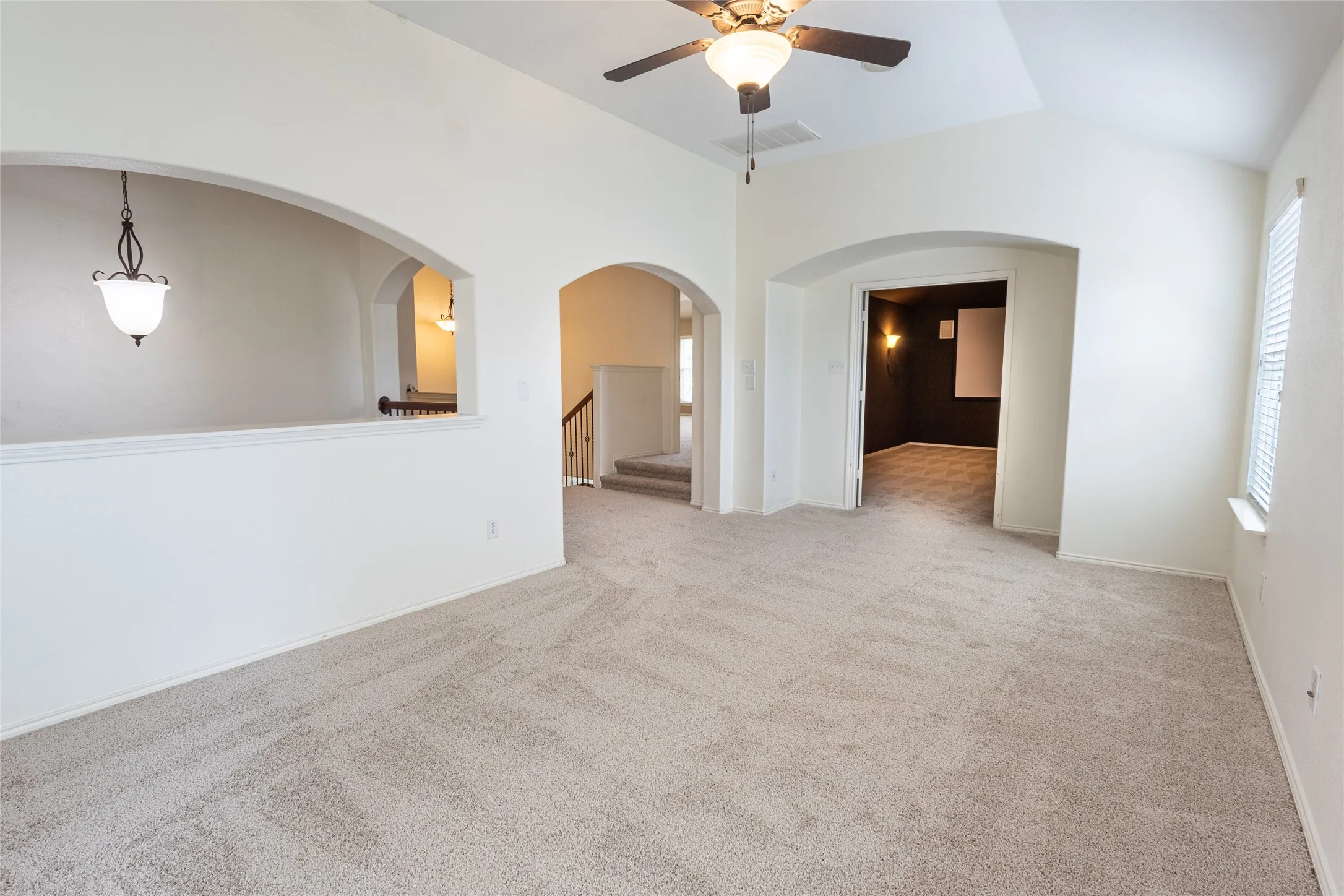 Single Family Residence For Sale in Tarrant County , 4849 Grinstein Drive, Fort Worth, Texas 76244, 4 Bedroom, 3 Bathroom, 2 Garage spaces, 3,322 Sqft, built in 2006, mls#21376797, Real Estate Agent in Fort Worth, Homes For Sale in Tarrant county, Homes For Sale in Fort Worth, Realtor in Fort Worth Texas, Real Estate Brokerage Independent Realty Texas, Luminita Cordes Realtor