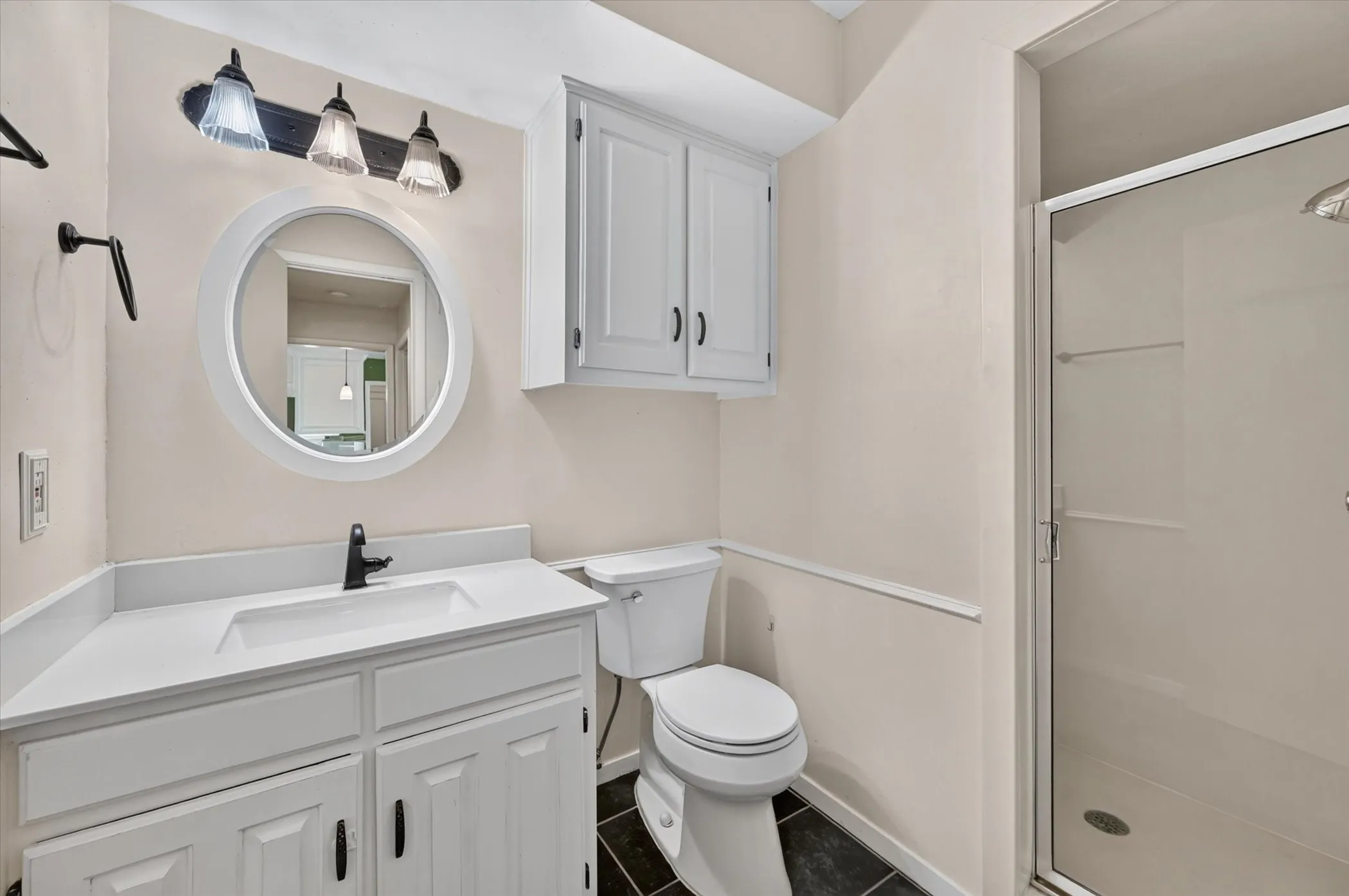 Single Family Residence For Sale in Tarrant County , 4208 Trowbridge Drive, Arlington, Texas 76013, 4 Bedroom, 3 Bathroom, 2 Garage spaces, 2,771 Sqft, built in 1973, mls#21360196, Real Estate Agent in Arlington, Homes For Sale in Tarrant county, Homes For Sale in Arlington, Realtor in Arlington Texas, Real Estate Brokerage Independent Realty Texas, Luminita Cordes Realtor