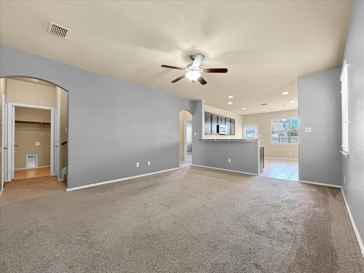 Single Family Residence For Sale in Tarrant County , 12312 Walden Wood Drive, Fort Worth, Texas 76244, 4 Bedroom, 3 Bathroom, 2 Garage spaces, 1,846 Sqft, built in 2012, mls#21378388, Real Estate Agent in Fort Worth, Homes For Sale in Tarrant county, Homes For Sale in Fort Worth, Realtor in Fort Worth Texas, Real Estate Brokerage Independent Realty Texas, Luminita Cordes Realtor