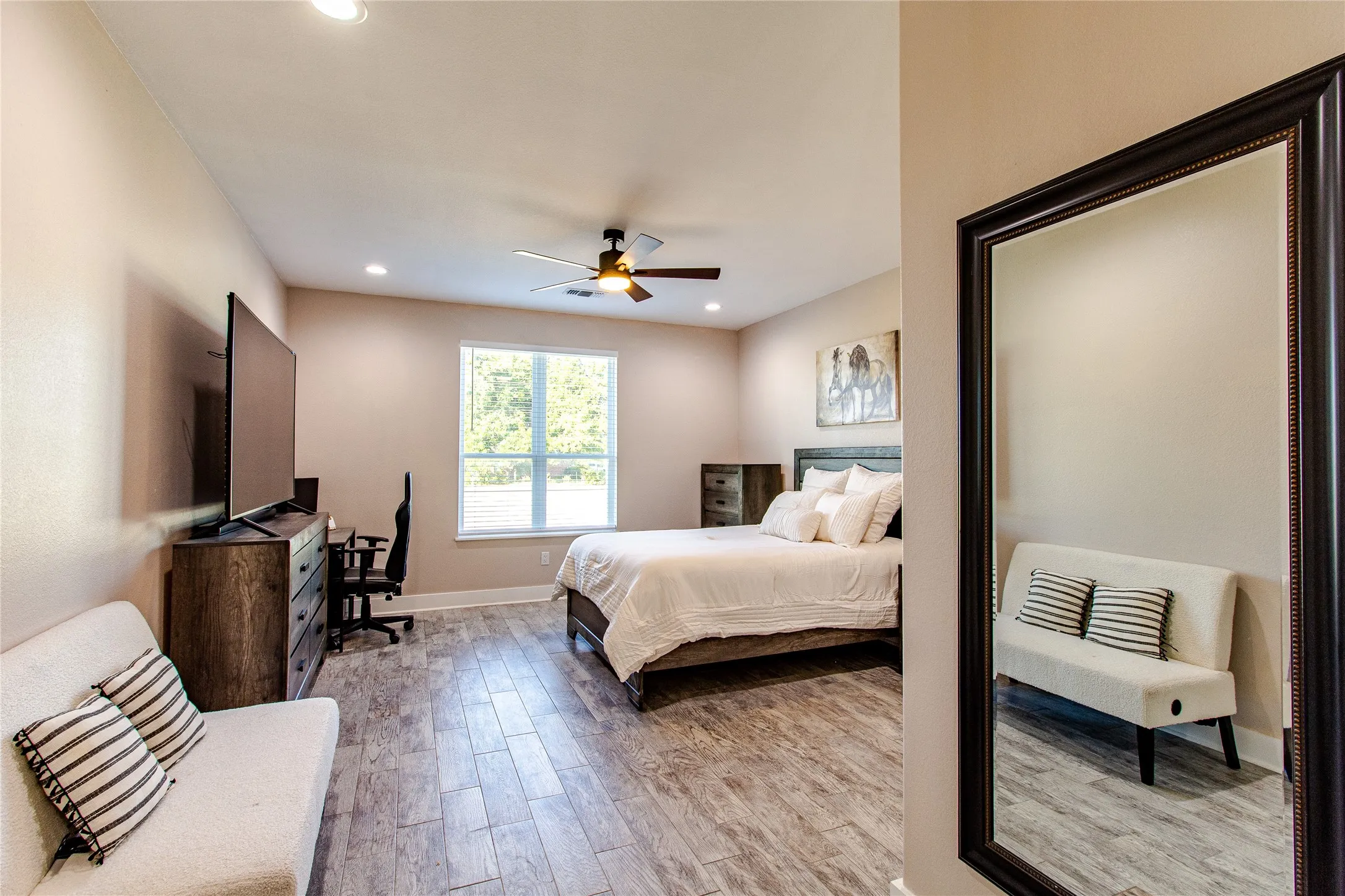 Single Family Residence For Sale in Ellis County , 3900 FM 1183, Ennis, Texas 75119, 5 Bedroom, 2 Bathroom, 2 Garage spaces, 3,419 Sqft, built in 2023, mls#21378391, Real Estate Agent in Ennis, Homes For Sale in Ellis county, Homes For Sale in Ennis, Realtor in Ennis Texas, Real Estate Brokerage Independent Realty Texas, Luminita Cordes Realtor