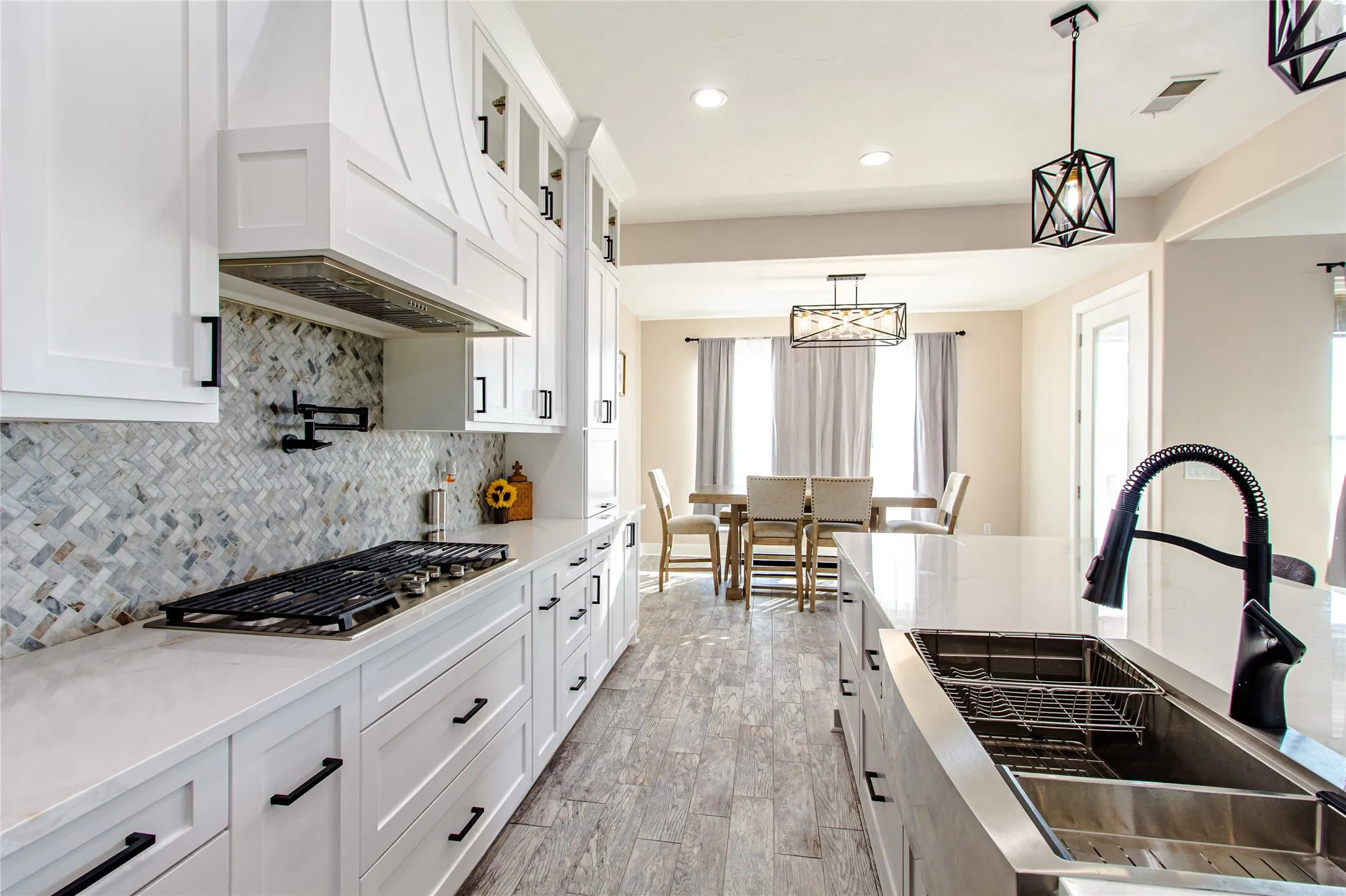 Single Family Residence For Sale in Ellis County , 3900 FM 1183, Ennis, Texas 75119, 5 Bedroom, 2 Bathroom, 2 Garage spaces, 3,419 Sqft, built in 2023, mls#21378391, Real Estate Agent in Ennis, Homes For Sale in Ellis county, Homes For Sale in Ennis, Realtor in Ennis Texas, Real Estate Brokerage Independent Realty Texas, Luminita Cordes Realtor