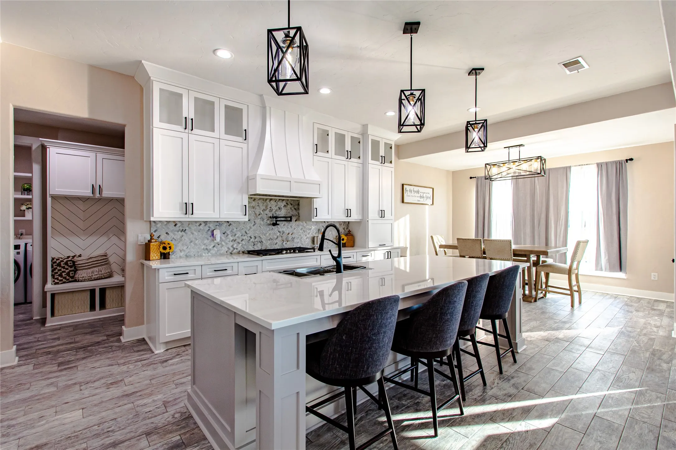 Single Family Residence For Sale in Ellis County , 3900 FM 1183, Ennis, Texas 75119, 5 Bedroom, 2 Bathroom, 2 Garage spaces, 3,419 Sqft, built in 2023, mls#21378391, Real Estate Agent in Ennis, Homes For Sale in Ellis county, Homes For Sale in Ennis, Realtor in Ennis Texas, Real Estate Brokerage Independent Realty Texas, Luminita Cordes Realtor