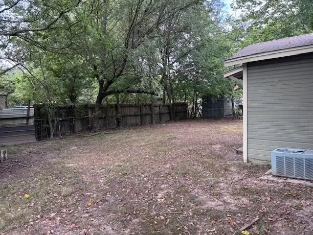 Single Family Residence For Rent in Lamar County , 675 23rd Street NW, Paris, Texas 75460, 3 Bedroom, 1 Bathroom, Garage spaces, 840 Sqft, built in 1998, mls#21374300, Real Estate Agent in Paris, Homes For Rent in Lamar county, Homes For Rent in Paris, Realtor in Paris Texas, Real Estate Brokerage Independent Realty Texas, Luminita Cordes Realtor