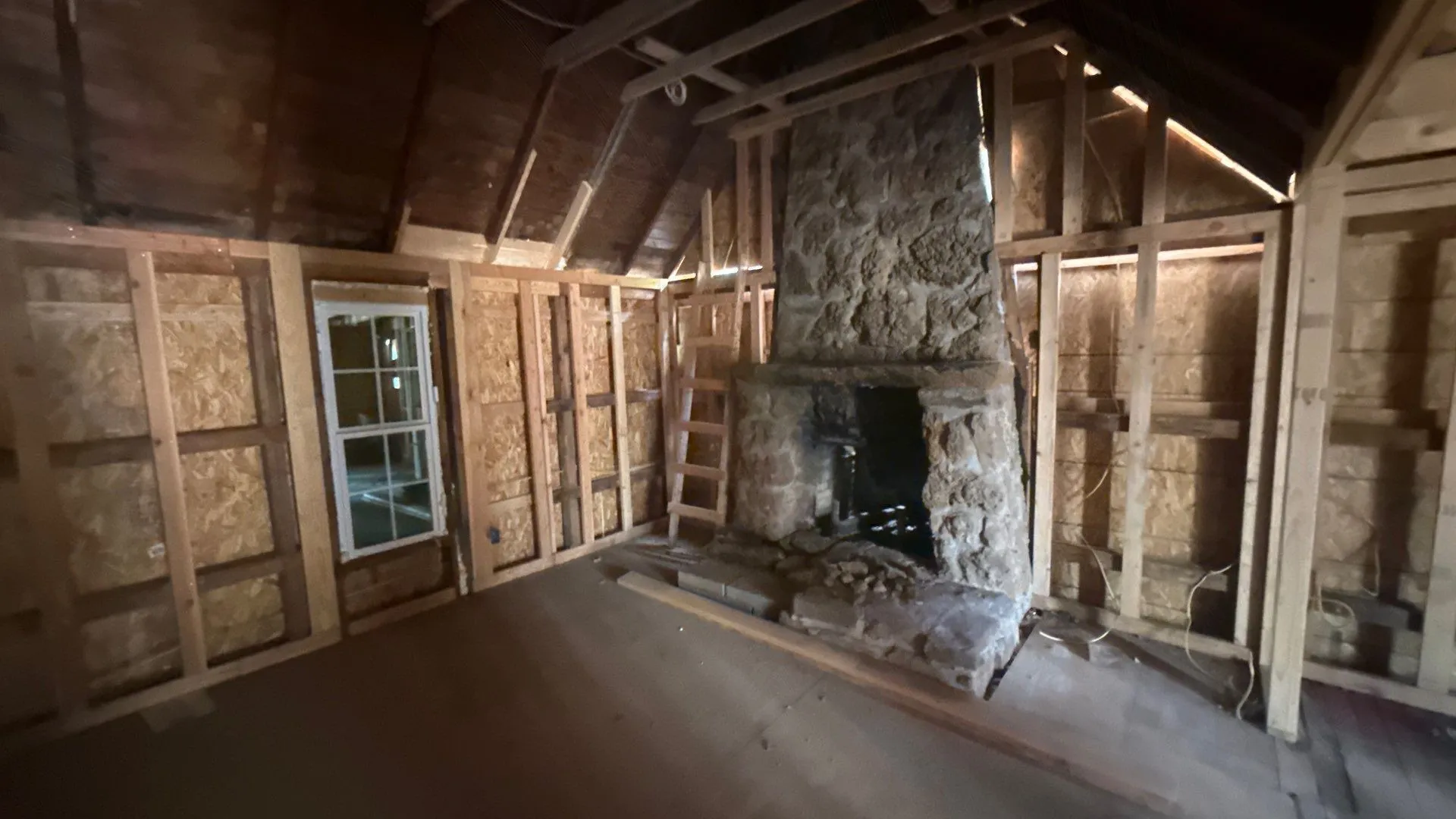 Single Family Residence For Sale in Denton County , 203 E 9th Street, Shady Shores, Texas 76208, 2 Bedroom, 2 Bathroom, 2 Garage spaces, 812 Sqft, built in 1947, mls#21377628, Real Estate Agent in Shady Shores, Homes For Sale in Denton county, Homes For Sale in Shady Shores, Realtor in Shady Shores Texas, Real Estate Brokerage Independent Realty Texas, Luminita Cordes Realtor