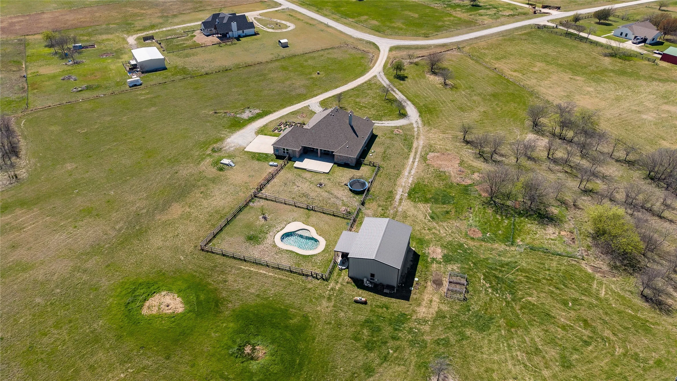 Single Family Residence For Sale in Denton County , 5750 High Mesa Drive, Justin, Texas 76247, 4 Bedroom, 3 Bathroom, 3 Garage spaces, 3,059 Sqft, built in 2015, mls#21370592, Real Estate Agent in Justin, Homes For Sale in Denton county, Homes For Sale in Justin, Realtor in Justin Texas, Real Estate Brokerage Independent Realty Texas, Luminita Cordes Realtor