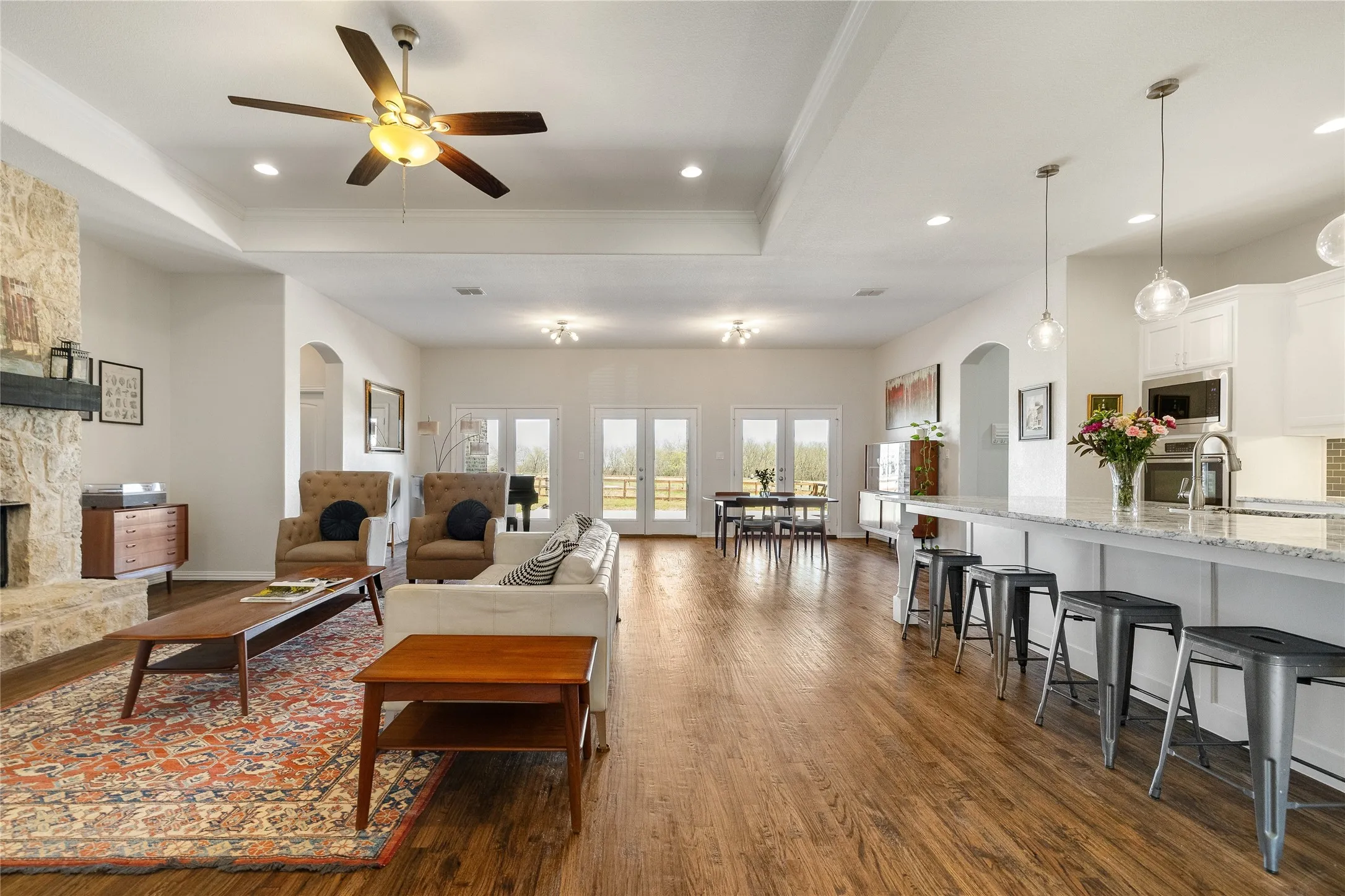 Single Family Residence For Sale in Denton County , 5750 High Mesa Drive, Justin, Texas 76247, 4 Bedroom, 3 Bathroom, 3 Garage spaces, 3,059 Sqft, built in 2015, mls#21370592, Real Estate Agent in Justin, Homes For Sale in Denton county, Homes For Sale in Justin, Realtor in Justin Texas, Real Estate Brokerage Independent Realty Texas, Luminita Cordes Realtor