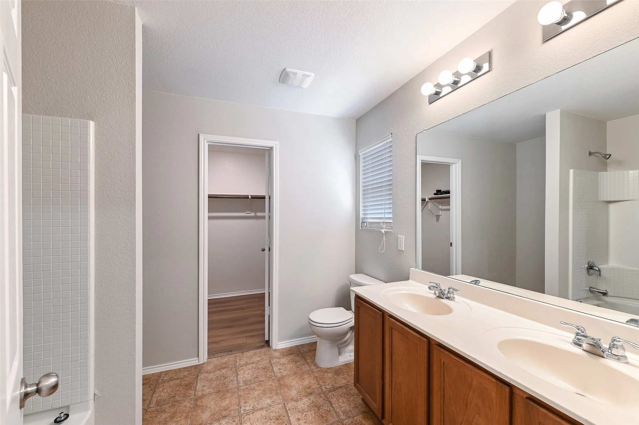 Single Family Residence For Sale in Collin County , 3007 Pinyon Place, Melissa, Texas 75454, 3 Bedroom, 2 Bathroom, 2 Garage spaces, 1,583 Sqft, built in 2015, mls#21378411, Real Estate Agent in Melissa, Homes For Sale in Collin county, Homes For Sale in Melissa, Realtor in Melissa Texas, Real Estate Brokerage Independent Realty Texas, Luminita Cordes Realtor