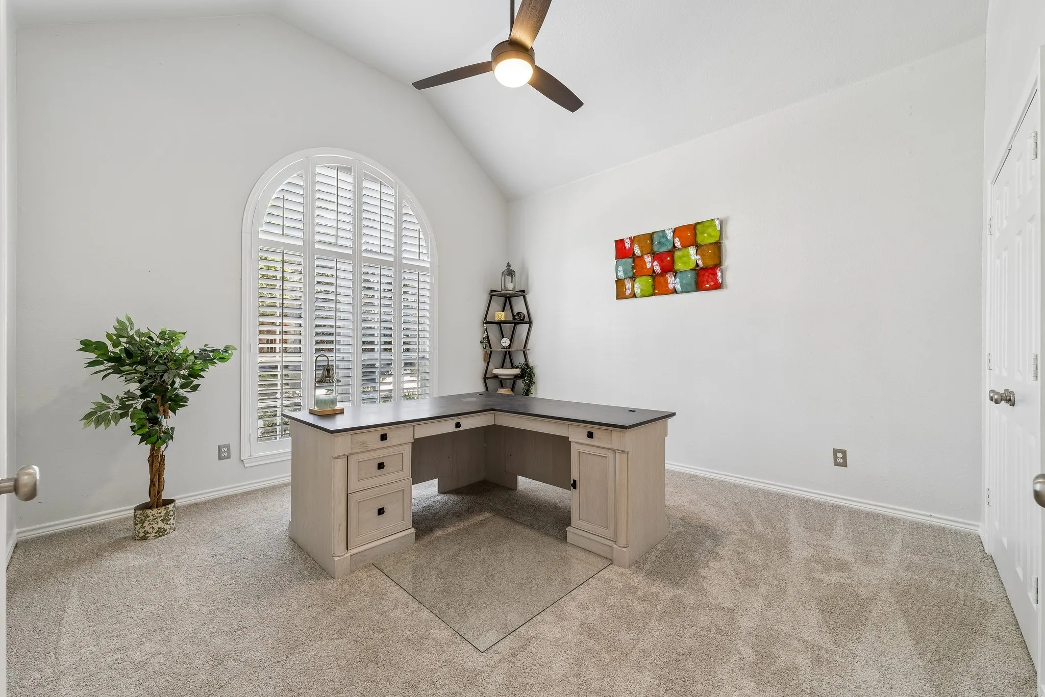 Single Family Residence For Sale in Denton County , 3421 Dowland Drive, Flower Mound, Texas 75022, 5 Bedroom, 3 Bathroom, 2 Garage spaces, 3,009 Sqft, built in 1998, mls#21378207, Real Estate Agent in Flower Mound, Homes For Sale in Denton county, Homes For Sale in Flower Mound, Realtor in Flower Mound Texas, Real Estate Brokerage Independent Realty Texas, Luminita Cordes Realtor