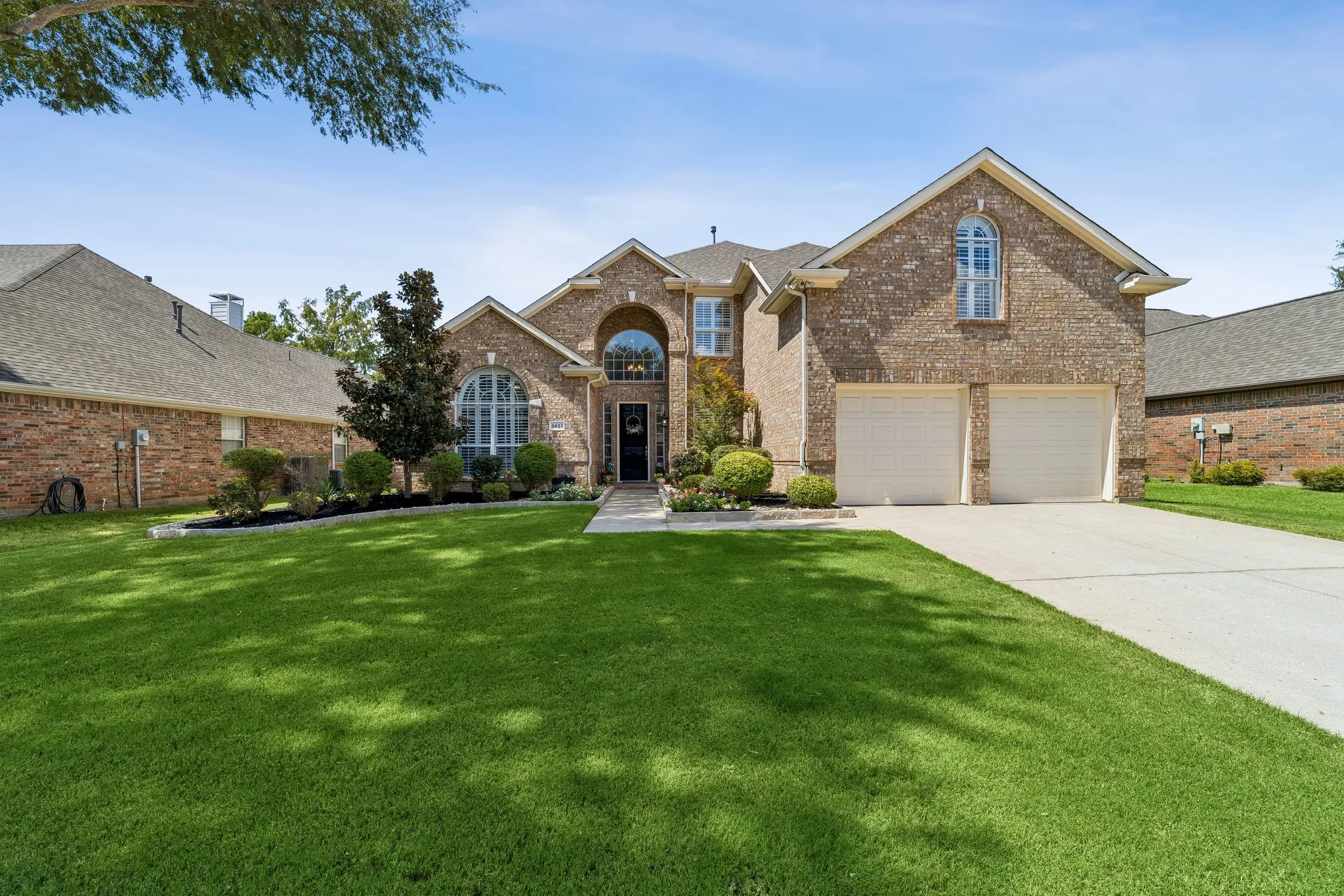 Single Family Residence For Sale in Denton County , 3421 Dowland Drive, Flower Mound, Texas 75022, 5 Bedroom, 3 Bathroom, 2 Garage spaces, 3,009 Sqft, built in 1998, mls#21378207, Real Estate Agent in Flower Mound, Homes For Sale in Denton county, Homes For Sale in Flower Mound, Realtor in Flower Mound Texas, Real Estate Brokerage Independent Realty Texas, Luminita Cordes Realtor