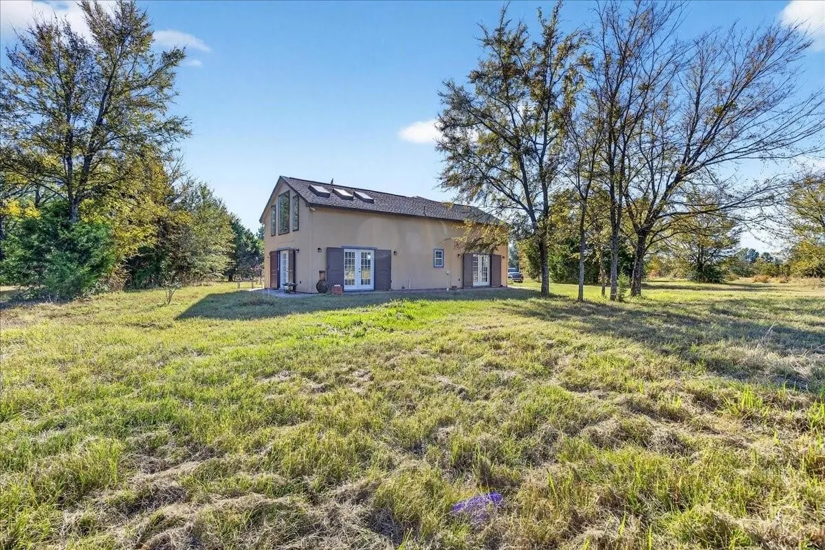 Single Family Residence For Sale in Van Zandt County , 1603 VZ CR 2908, Eustace, Texas 75124, 2 Bedroom, 1 Bathroom, Garage spaces, 1,280 Sqft, built in 2012, mls#21378416, Real Estate Agent in Eustace, Homes For Sale in Van Zandt county, Homes For Sale in Eustace, Realtor in Eustace Texas, Real Estate Brokerage Independent Realty Texas, Luminita Cordes Realtor