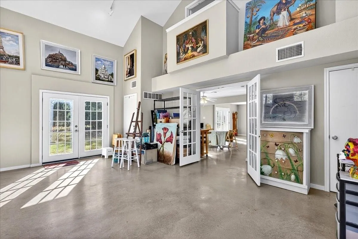 Single Family Residence For Sale in Van Zandt County , 1603 VZ CR 2908, Eustace, Texas 75124, 2 Bedroom, 1 Bathroom, Garage spaces, 1,280 Sqft, built in 2012, mls#21378416, Real Estate Agent in Eustace, Homes For Sale in Van Zandt county, Homes For Sale in Eustace, Realtor in Eustace Texas, Real Estate Brokerage Independent Realty Texas, Luminita Cordes Realtor