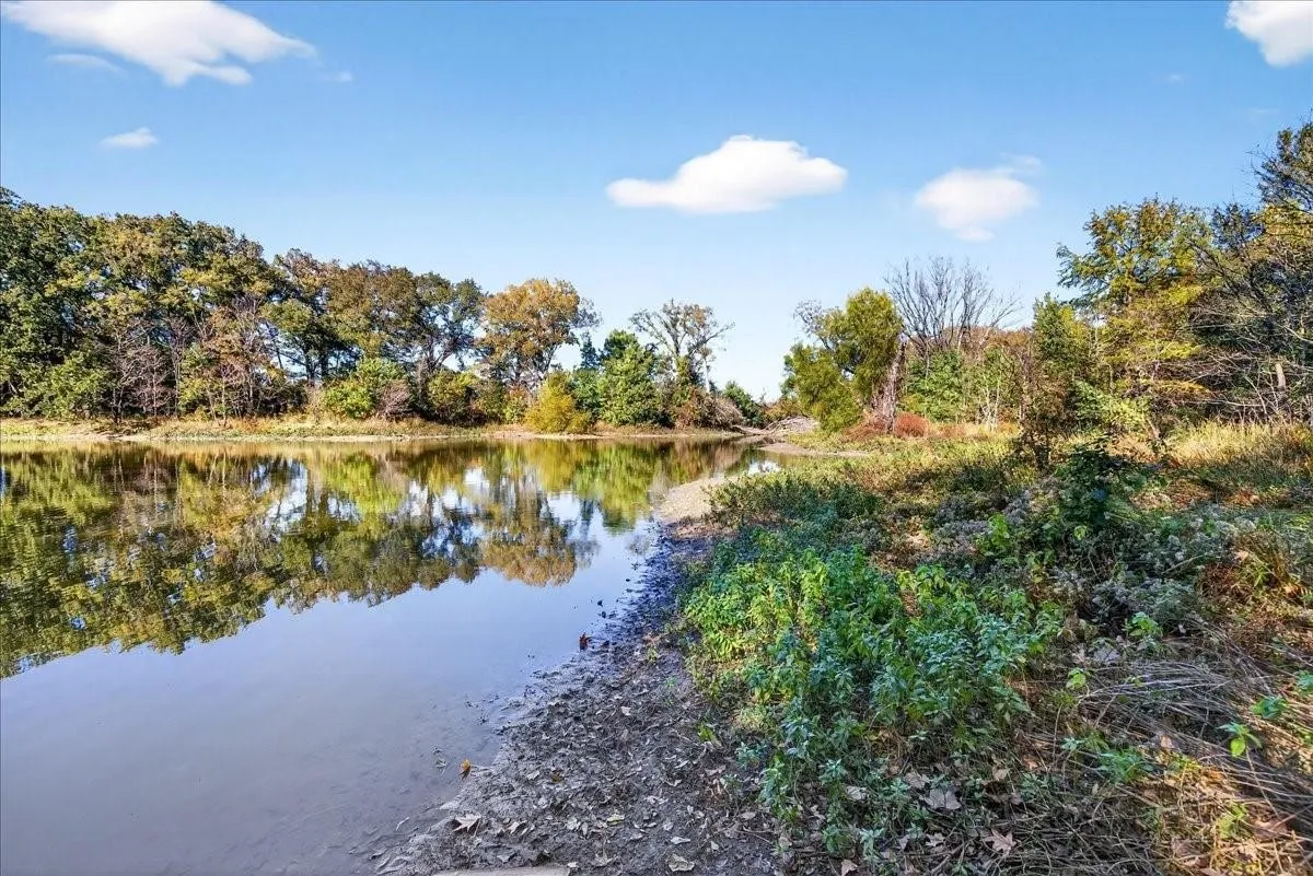 Single Family Residence For Sale in Van Zandt County , 1603 VZ CR 2908, Eustace, Texas 75124, 2 Bedroom, 1 Bathroom, Garage spaces, 1,280 Sqft, built in 2012, mls#21378416, Real Estate Agent in Eustace, Homes For Sale in Van Zandt county, Homes For Sale in Eustace, Realtor in Eustace Texas, Real Estate Brokerage Independent Realty Texas, Luminita Cordes Realtor