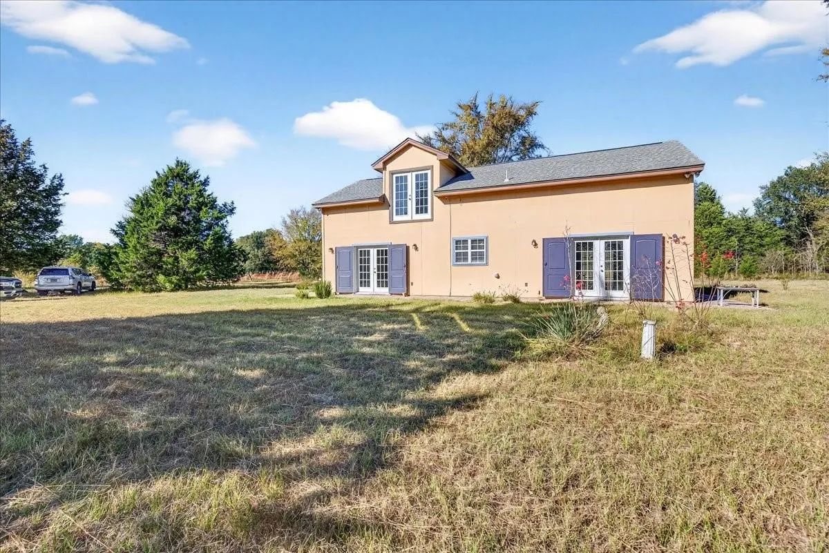 Single Family Residence For Sale in Van Zandt County , 1603 VZ CR 2908, Eustace, Texas 75124, 2 Bedroom, 1 Bathroom, Garage spaces, 1,280 Sqft, built in 2012, mls#21378416, Real Estate Agent in Eustace, Homes For Sale in Van Zandt county, Homes For Sale in Eustace, Realtor in Eustace Texas, Real Estate Brokerage Independent Realty Texas, Luminita Cordes Realtor